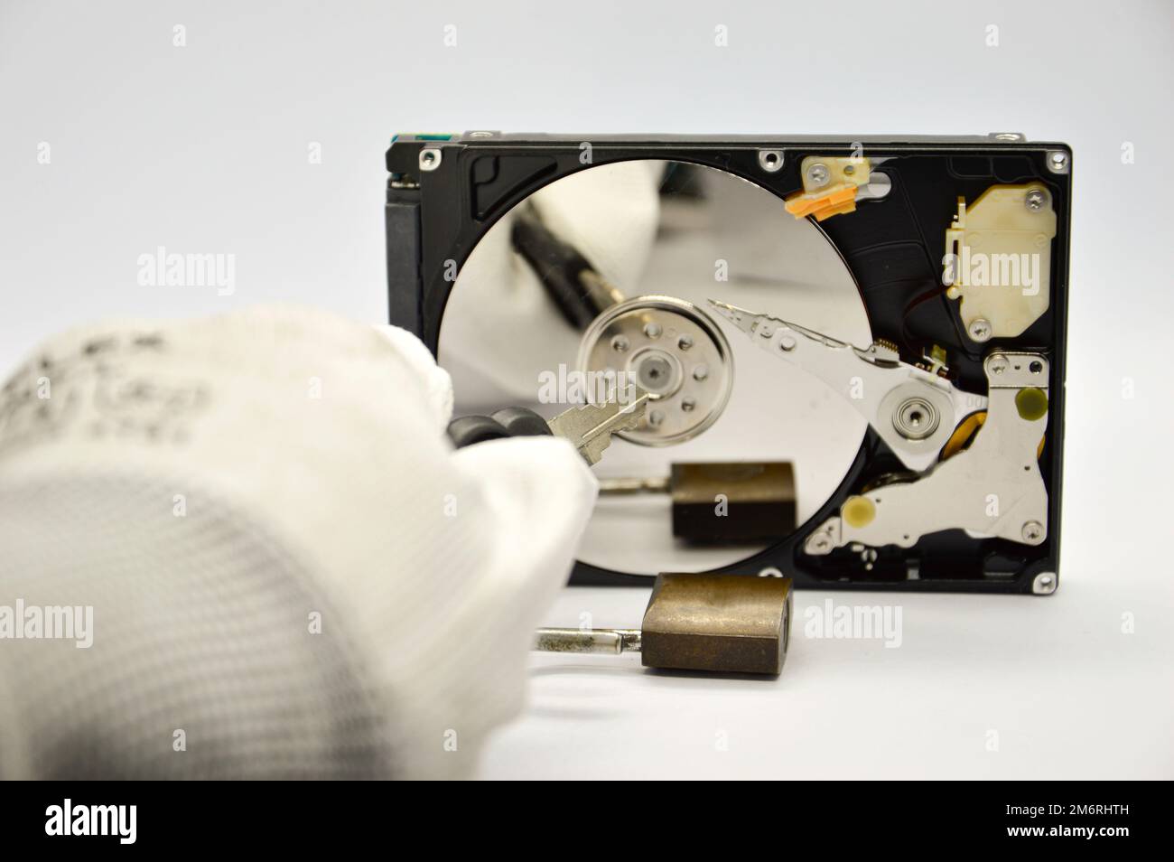 Plattenlaufwerk mit 2,5 Zoll Größe, Datenschutzkonzept Stockfoto