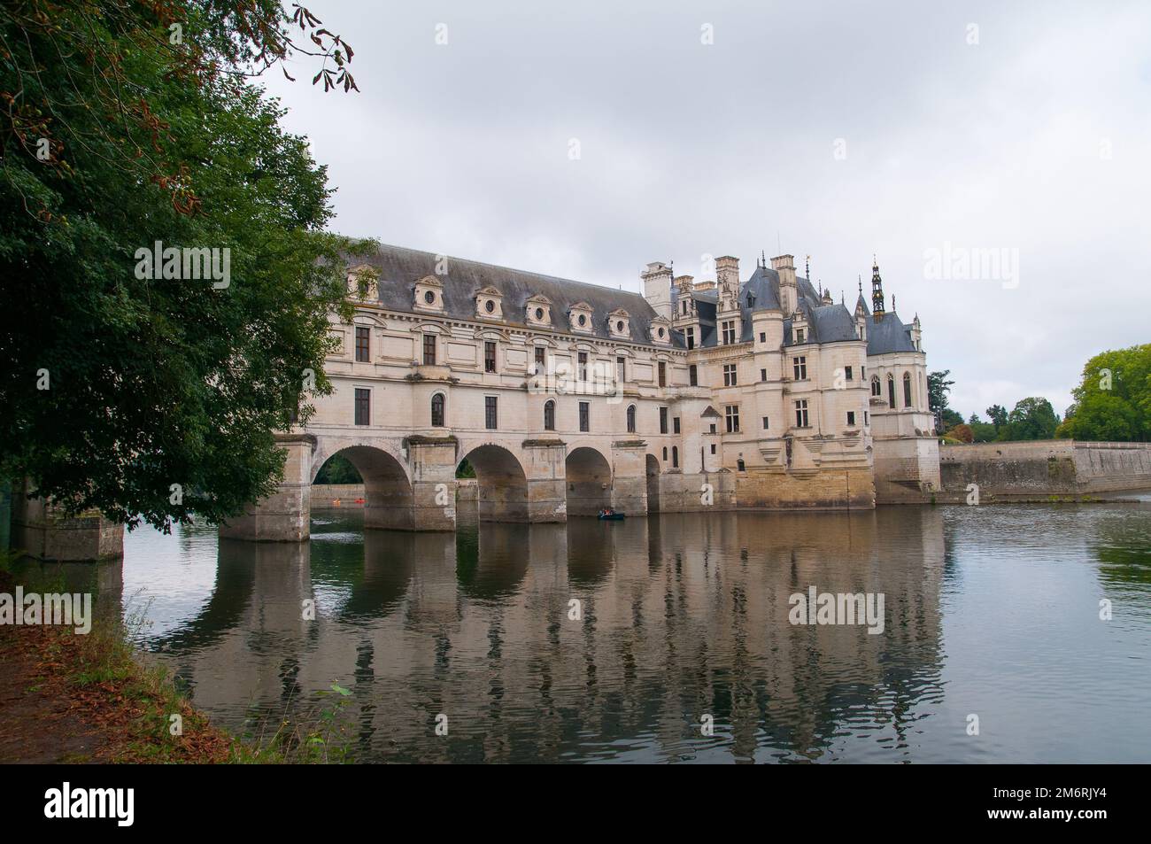 Das Chateau de Chenonceau ist ein französisches Chteau am Fluss Cher