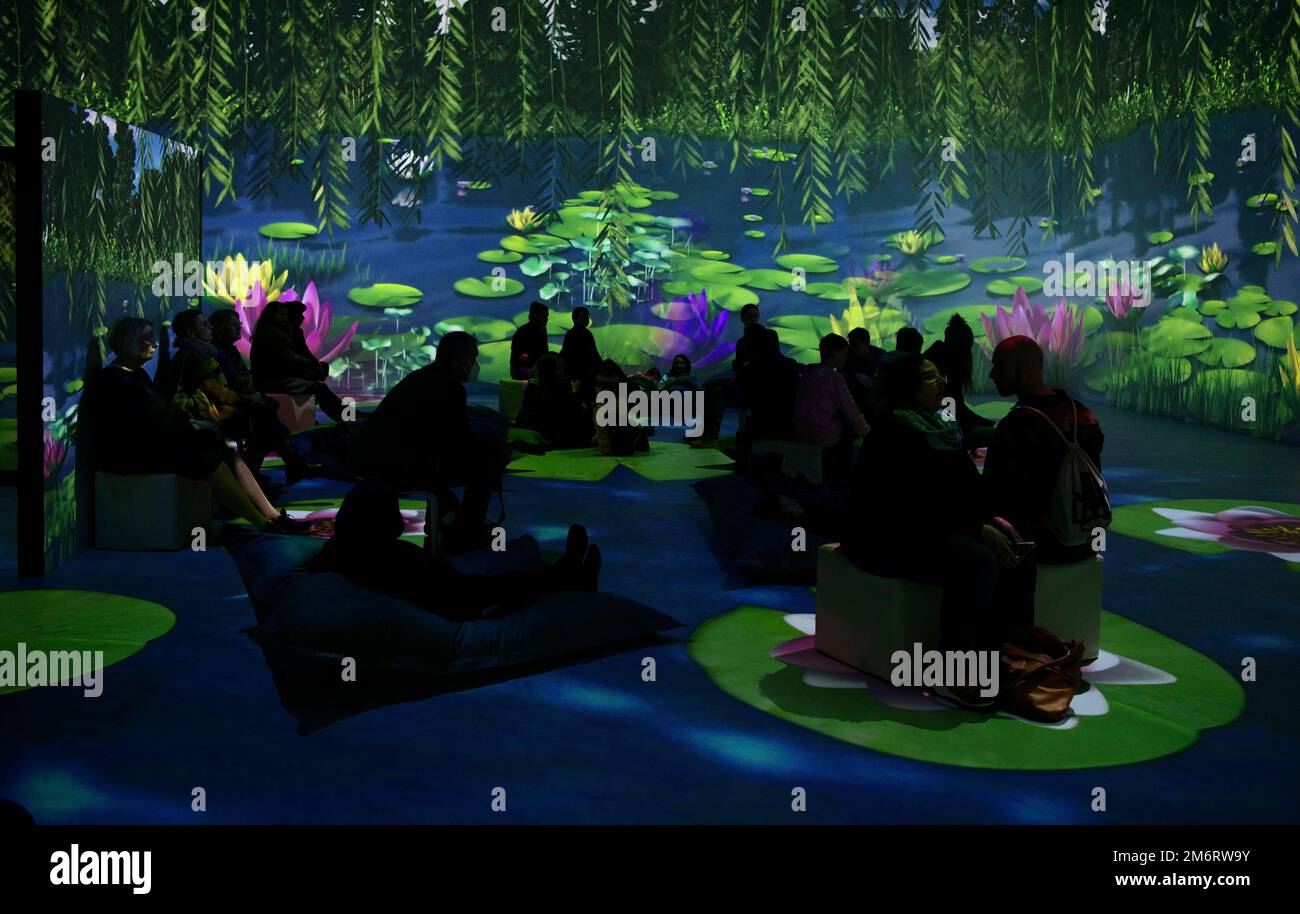Monets Garden, Immersive, interaktive Ausstellung über Claude Monet, Schleyerhalle, Stuttgart, Baden-Württemberg, Deutschland Stockfoto