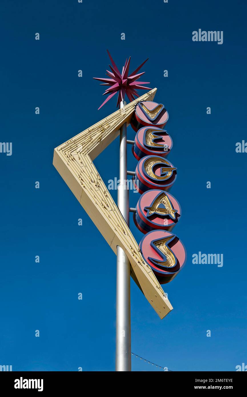 Klassisches Vegas-Schild im Zentrum von Las Vegas, Nevada, USA Stockfoto