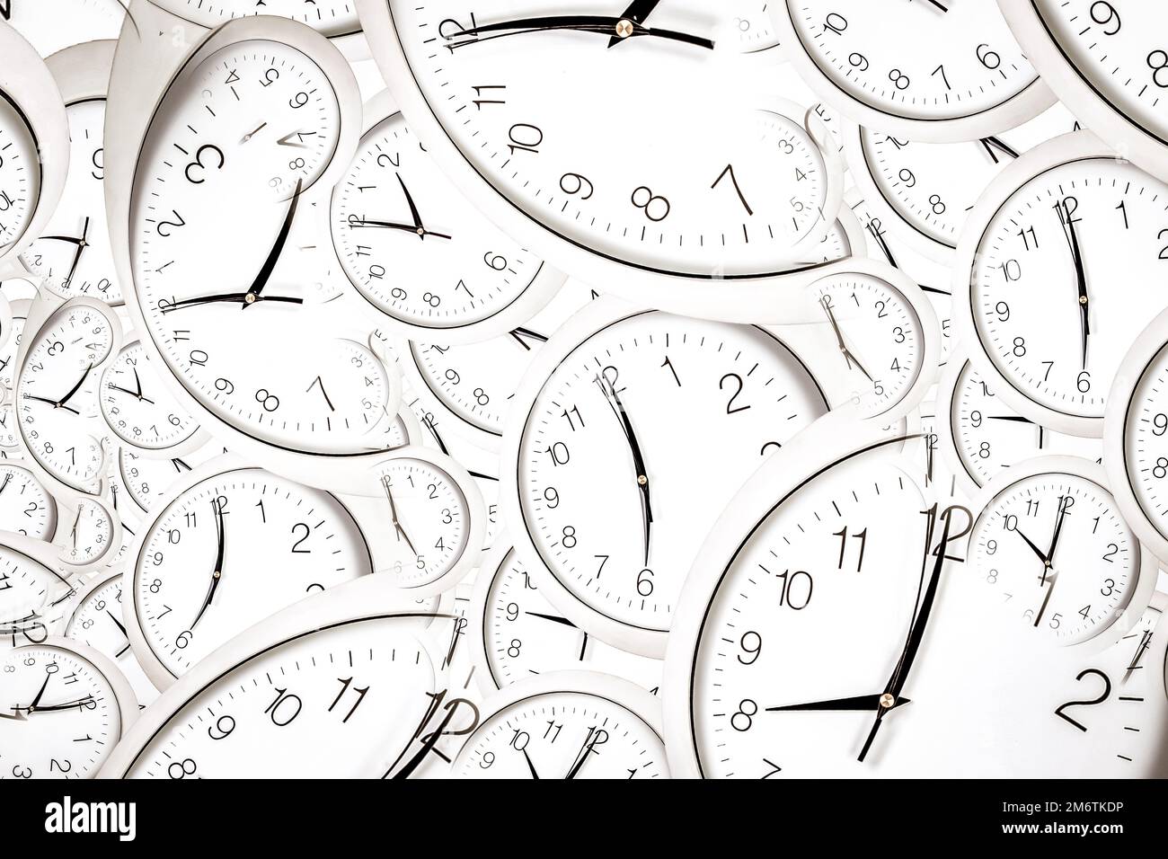 Droste Effekt Hintergrund mit unendlicher Uhr Spirale. Abstraktes Design für zeitbezogene Konzepte. Stockfoto