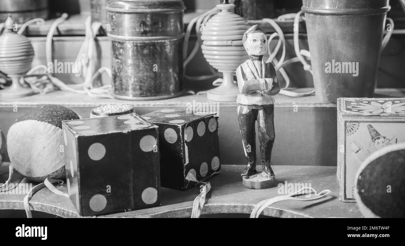 Nostalgisches Vintage-Spielzeug, Ende 1800s. Konzept der Kindheit, Antike, Nostalgie. Stockfoto