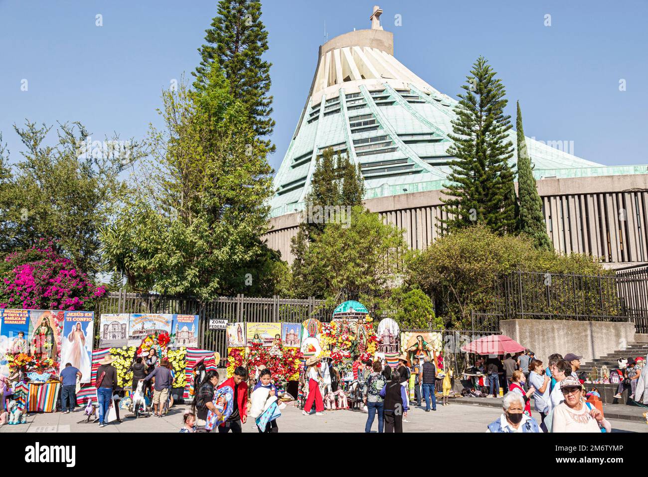 Mexiko-Stadt, Tag der Jungfrau von Guadalupe Pilgerpilger, Basilika unserer Lieben Frau von Guadalupe Basilika Santa Maria de Guadalupe Insigne Stockfoto