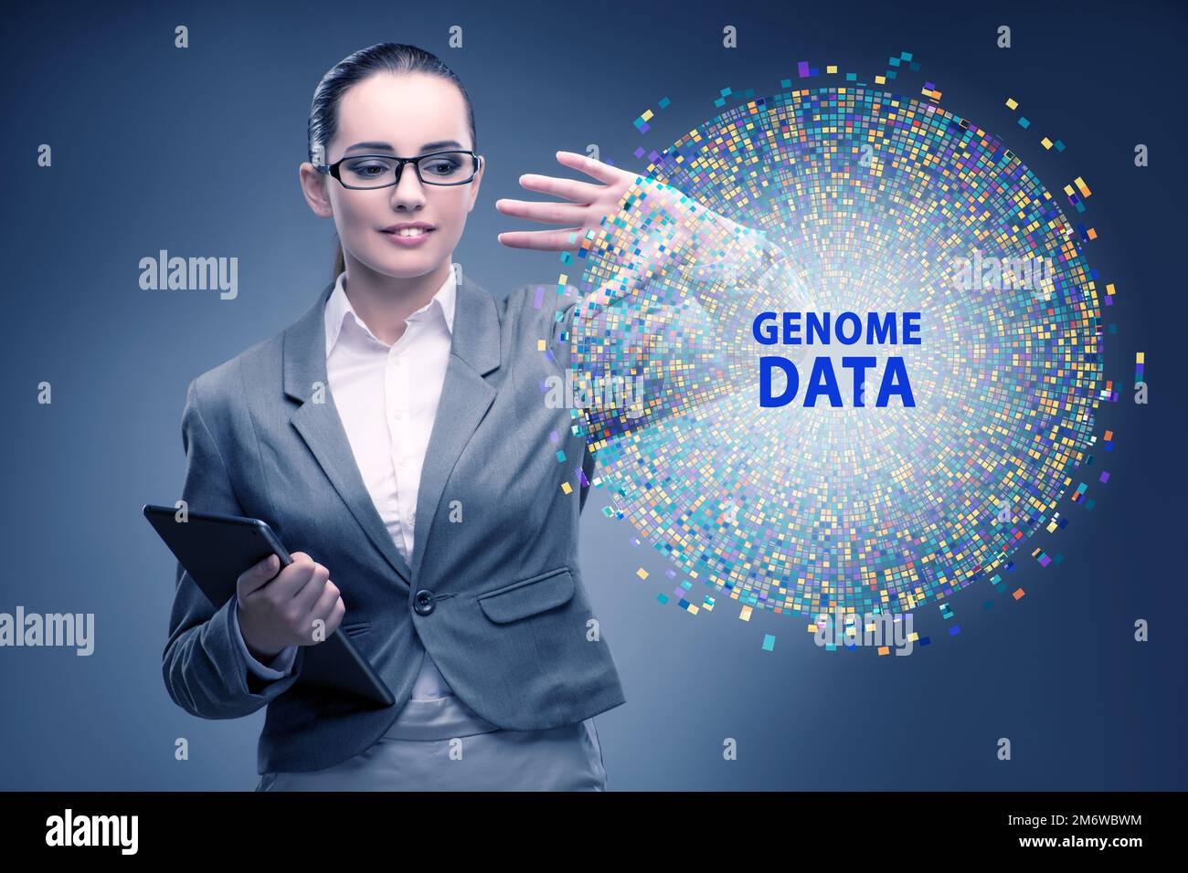 Geschäftsfrau im Genomdatenkonzept Stockfoto