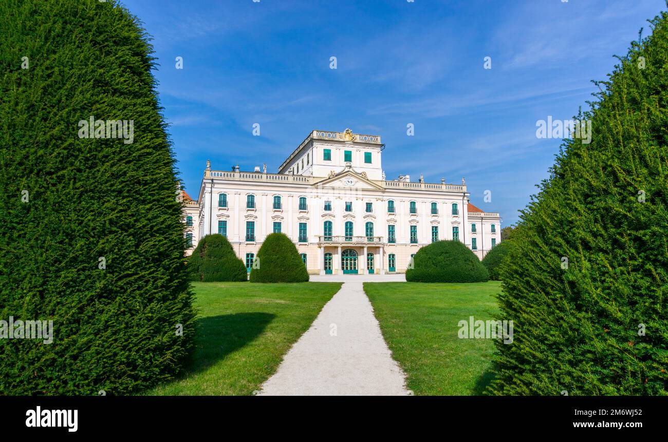 Blick auf das Schloss Esterhazy oder das ungarische Versailles in Fertod Stockfoto