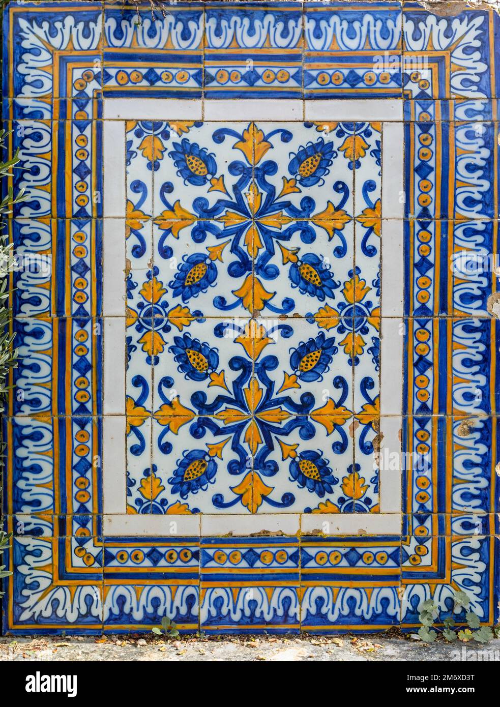 Die Hintergrundtextur der alten portugiesischen Fliesen Stockfoto