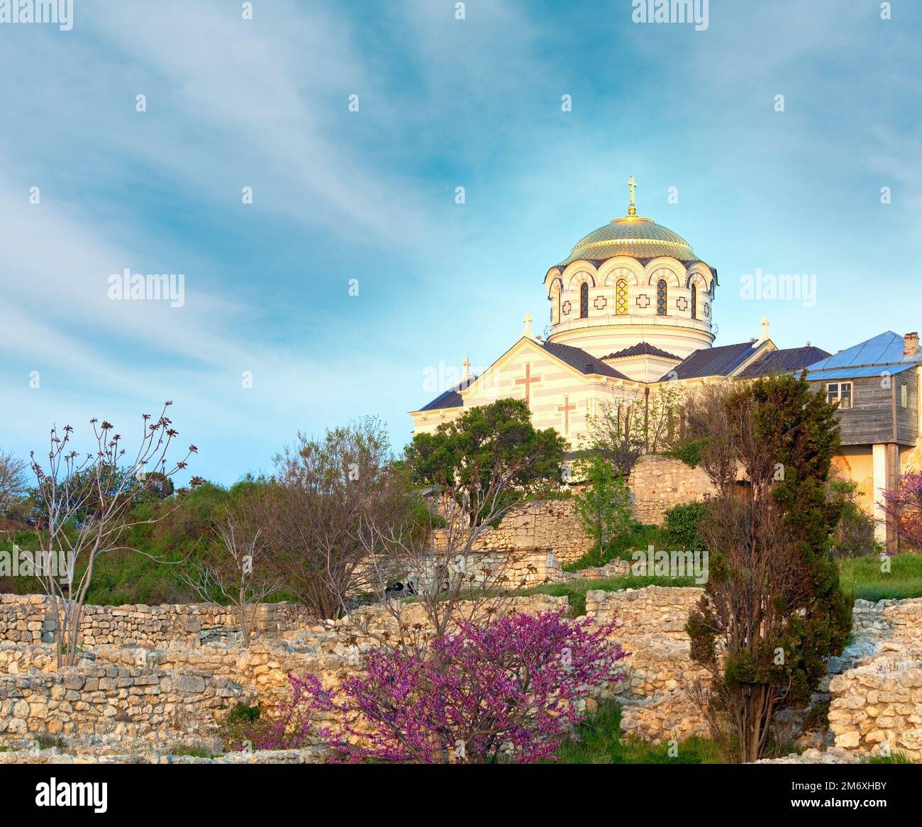 Abendliche St. Volodymyr (St. Vladimir) Kathedrale (Tschersonesos - antike Stadt, Sewastopol, Krim, Ukraine) Stockfoto
