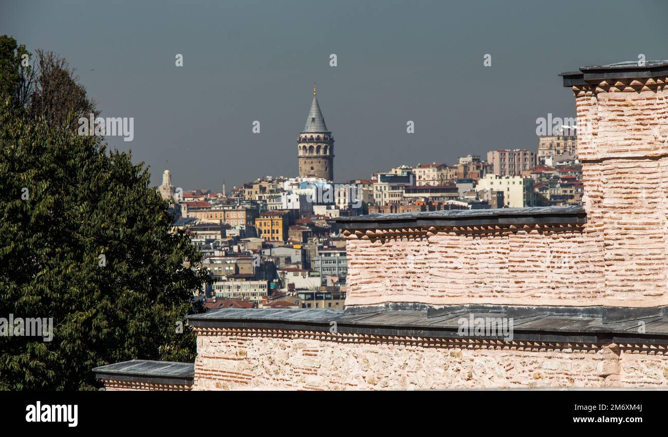Galata-Turm aus der Antike in Istanbul Stockfoto Galata-Turm aus der Antike in Istanbul Stockfoto