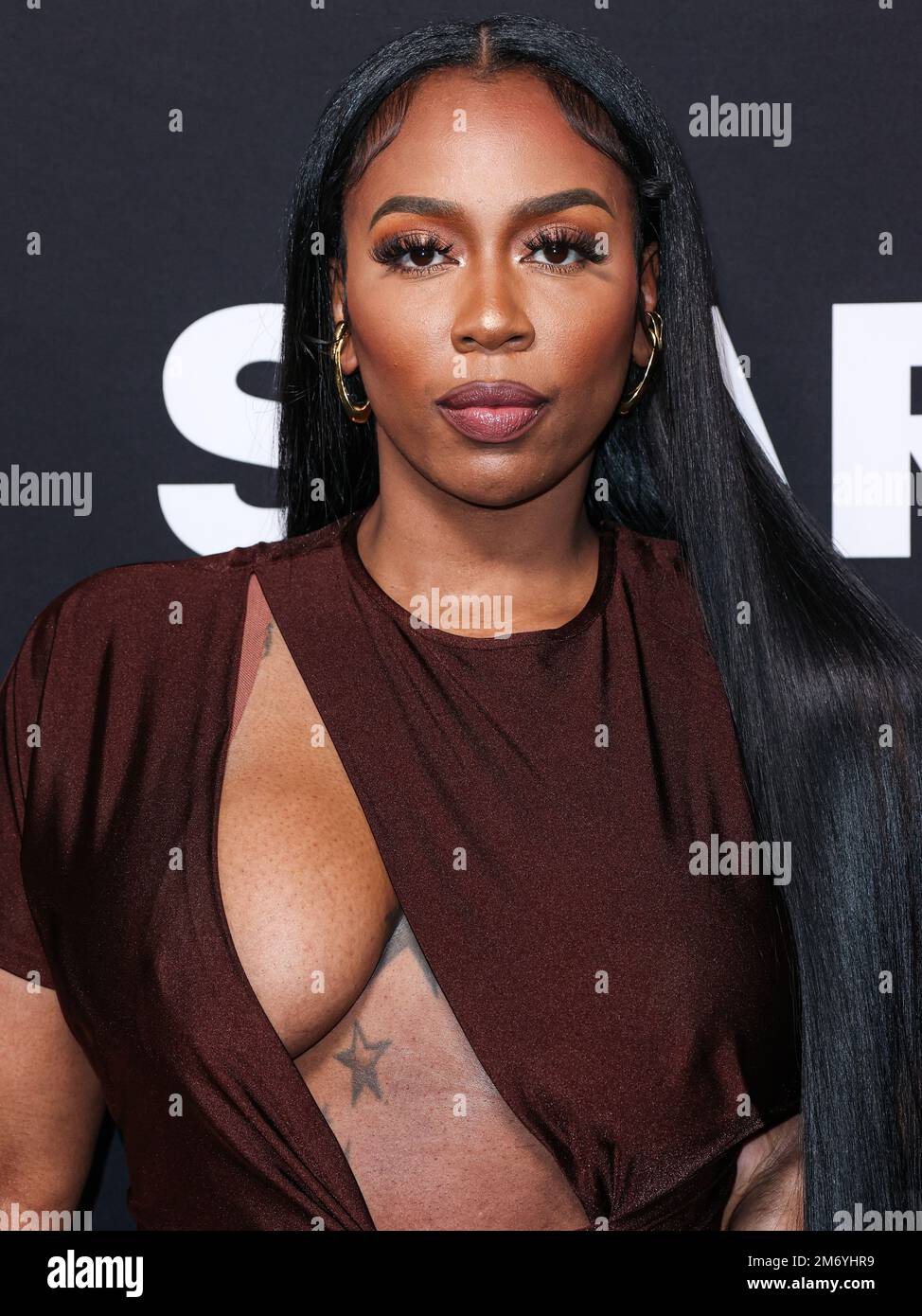 Hollywood, Usa. 05. Januar 2023. HOLLYWOOD, LOS ANGELES, KALIFORNIEN, USA - JANUAR 05: Die amerikanische Rapper Kash Doll (Arkeisha Antoinette Knight) trifft am 5. Januar 2023 auf der Los Angeles Premiere der STARZ' 'BMF' (Black Mafia Family) Staffel 2 im TCL Chinese Theatre IMAX in Hollywood, Los Angeles, Kalifornien, USA ein. (Foto: Xavier Collin/Image Press Agency) Kredit: Image Press Agency/Alamy Live News Stockfoto