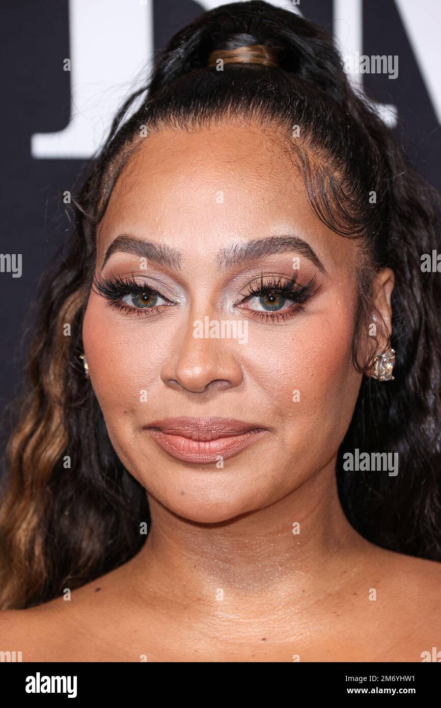 Hollywood, Usa. 05. Januar 2023. HOLLYWOOD, LOS ANGELES, KALIFORNIEN, USA - JANUAR 05: Die amerikanische Fernsehfigur und Schauspielerin La La Anthony (Alani Nicole Anthony) trifft am 5. Januar 2023 im TCL Chinese Theatre IMAX in Hollywood, Los Angeles, Kalifornien, USA auf der Premiere der STARZ' „BMF“ (Black Mafia Family) Staffel 2 in Los Angeles ein. (Foto: Xavier Collin/Image Press Agency) Kredit: Image Press Agency/Alamy Live News Stockfoto