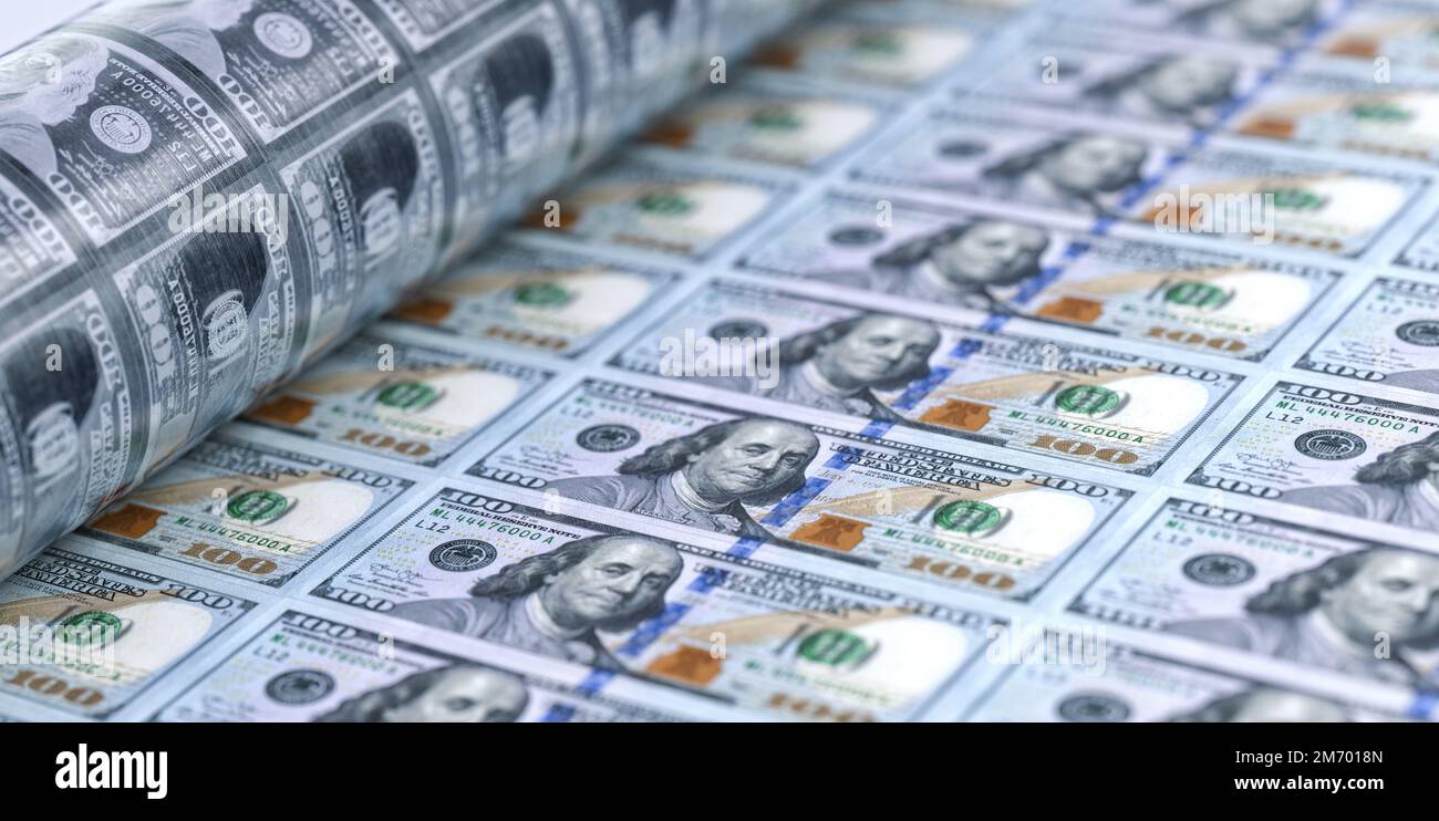 US-100-Dollar-Scheine mit amerikanischer Gelddruckmaschine drucken, uns-Dollar-Scheine auflösen. US-Wirtschaft, Banken, Finanzen, Steuern, Bargeld, S Stockfoto