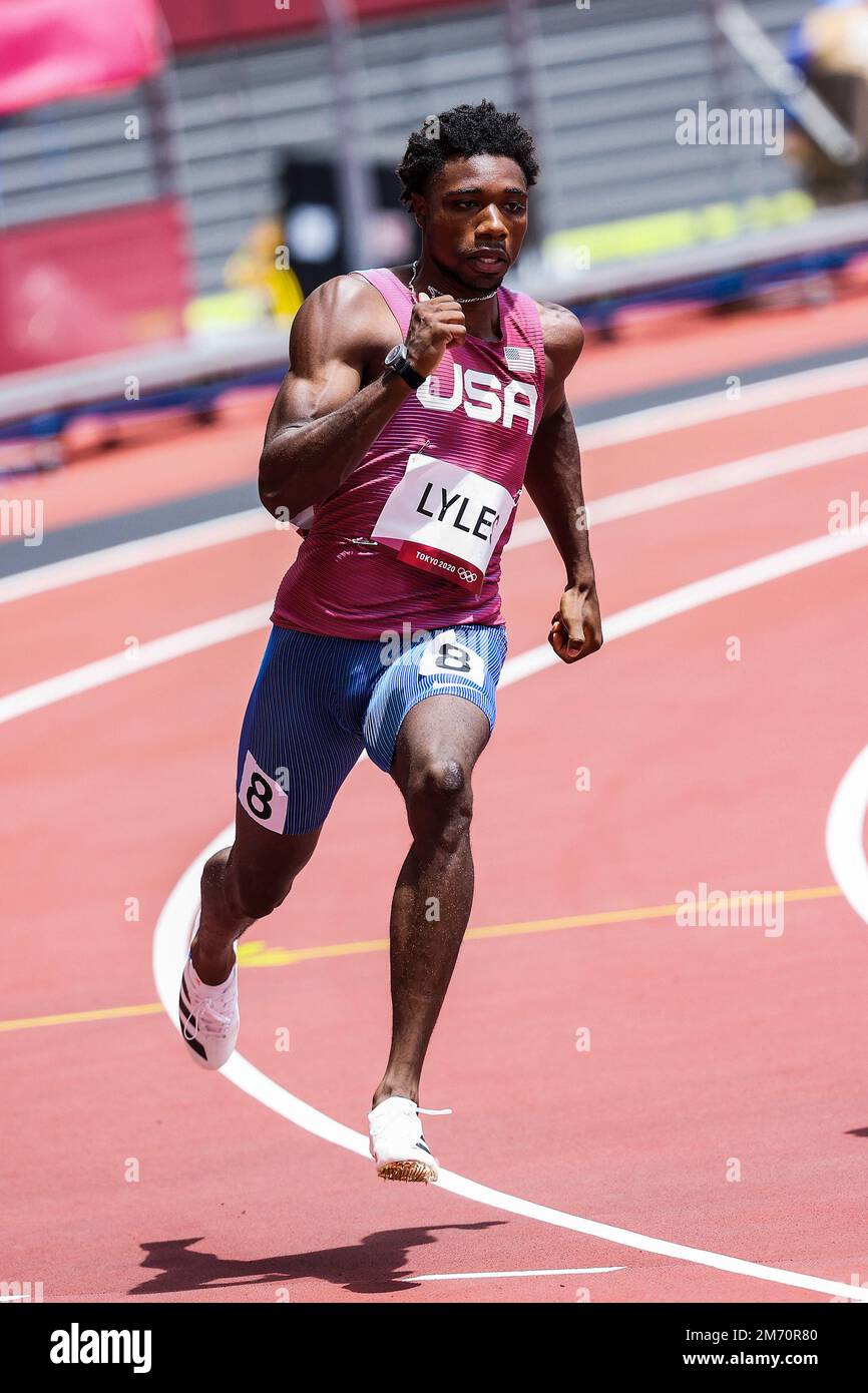 Noah Lyles (USA) tritt bei den Olympischen Sommerspielen 2020 (2021) in Tokio, Japan, in den 200 Meter hohen Herrentemperaturen an Stockfoto