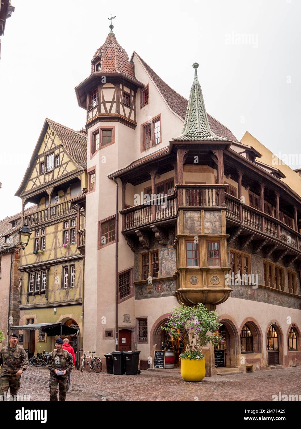 Das historische Maison Pfister und Fachwerkhäuser im Stadtzentrum, Colmar, Grand Est, Haut-Rhin, Elsass, Elsass, Frankreich Stockfoto