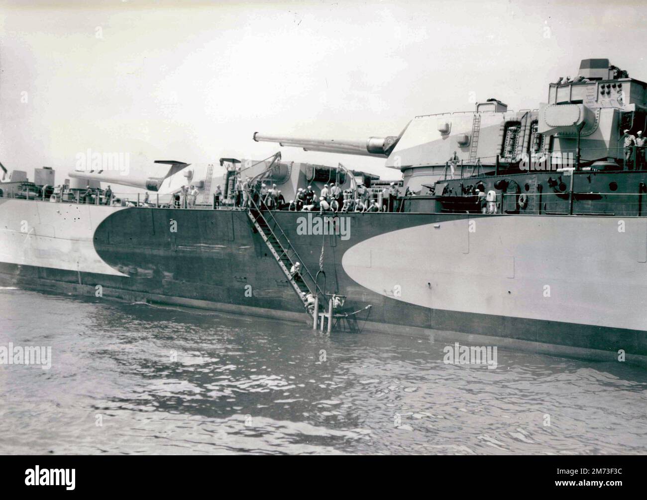 Foto der USS Missouri (BB-63), New York Naval Yard, Juli 1944 Stockfoto
