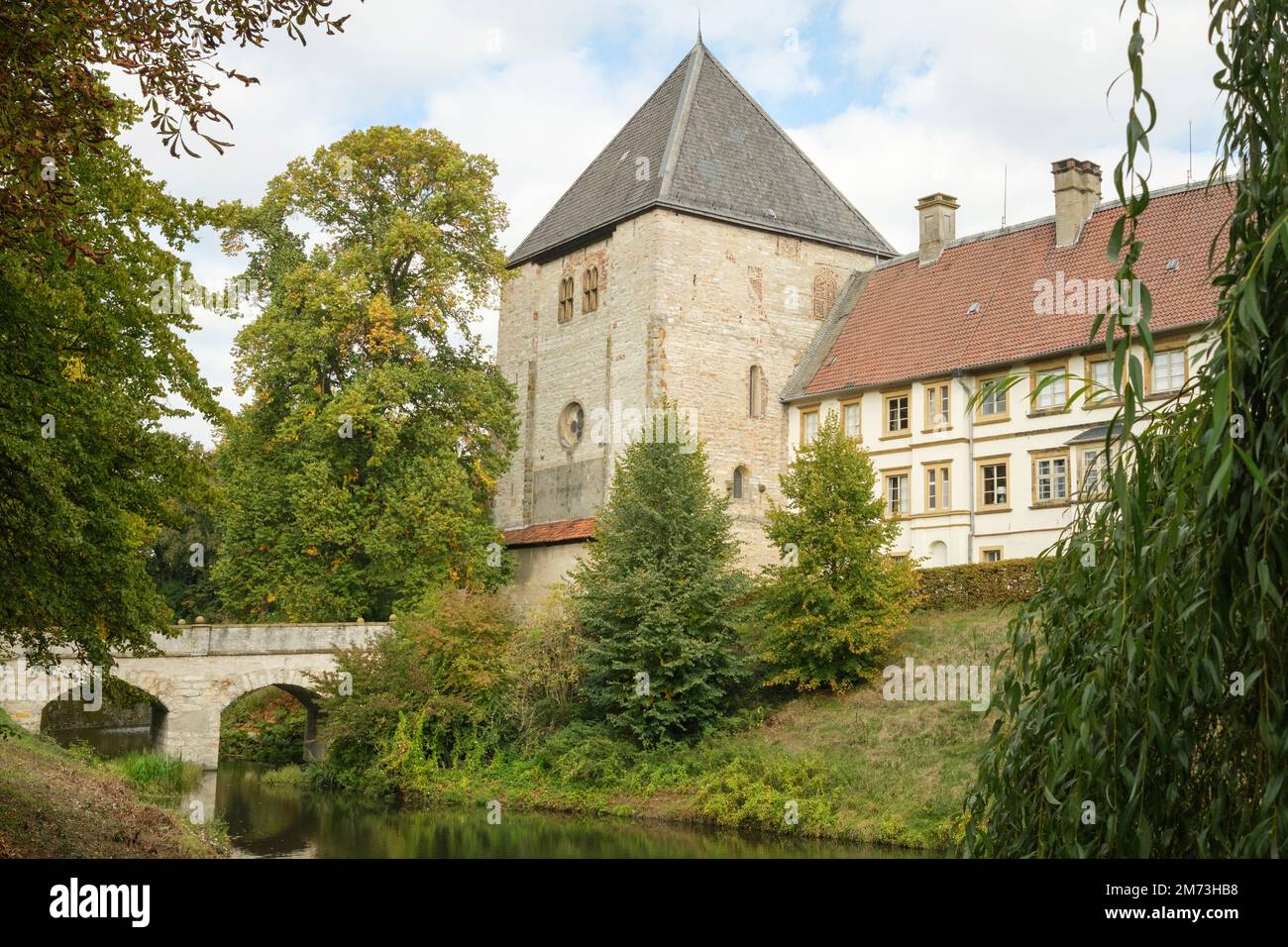 Historisches altes Herrenhaus mit Turm, Deutschland Stockfoto