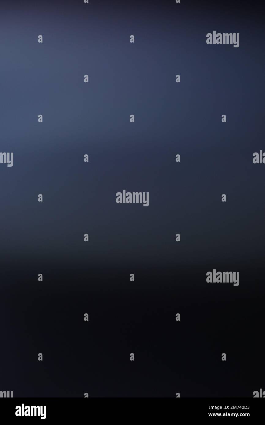 Verlaufender grauer Hintergrund mit glattem Hintergrund. Grafikdesign-Ressource. Stockfoto