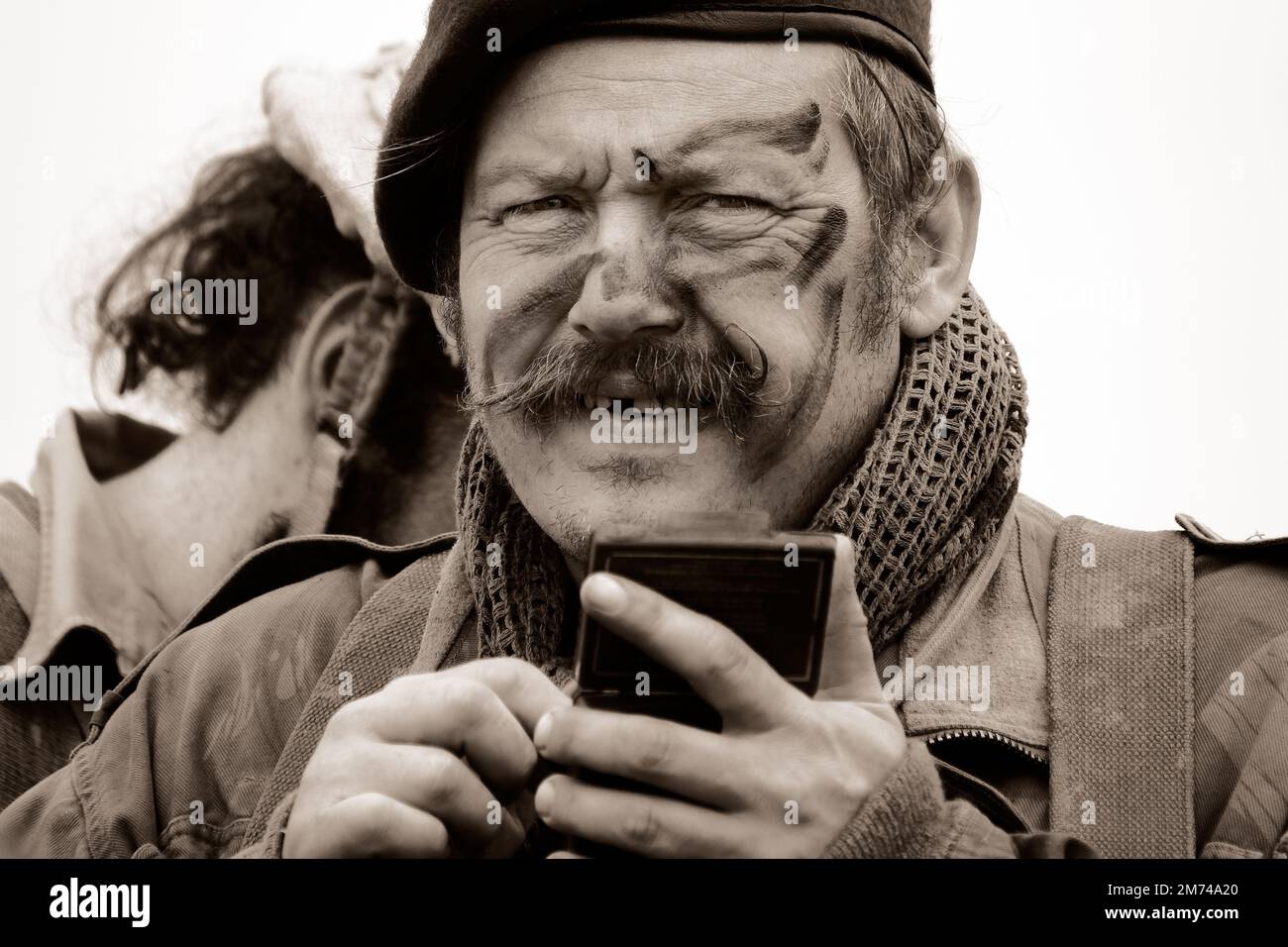 Schauspieler auf einer Militärshow, die Soldat der Weltkriege darstellt. Stockfoto