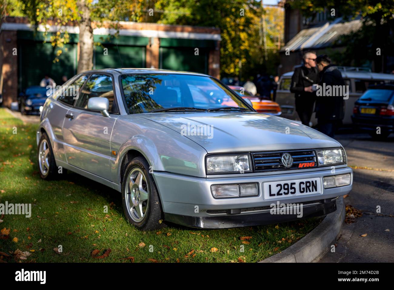 1994 Volkswagen Corrado VR6 „L295 GRN“ auf der Oktober-Scramble im Bicester Heritage Centre am 9. Oktober 2022 Stockfoto