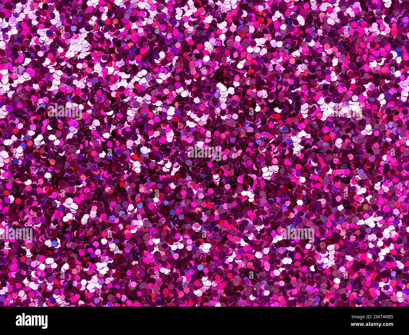 Lila, violetter glitzernder Hintergrund glänzend glänzendes Geschenkpapier Textur für Weihnachten Weihnachtszeit Tapete Dekoration, Valentinstag, 8. märz Stockfoto