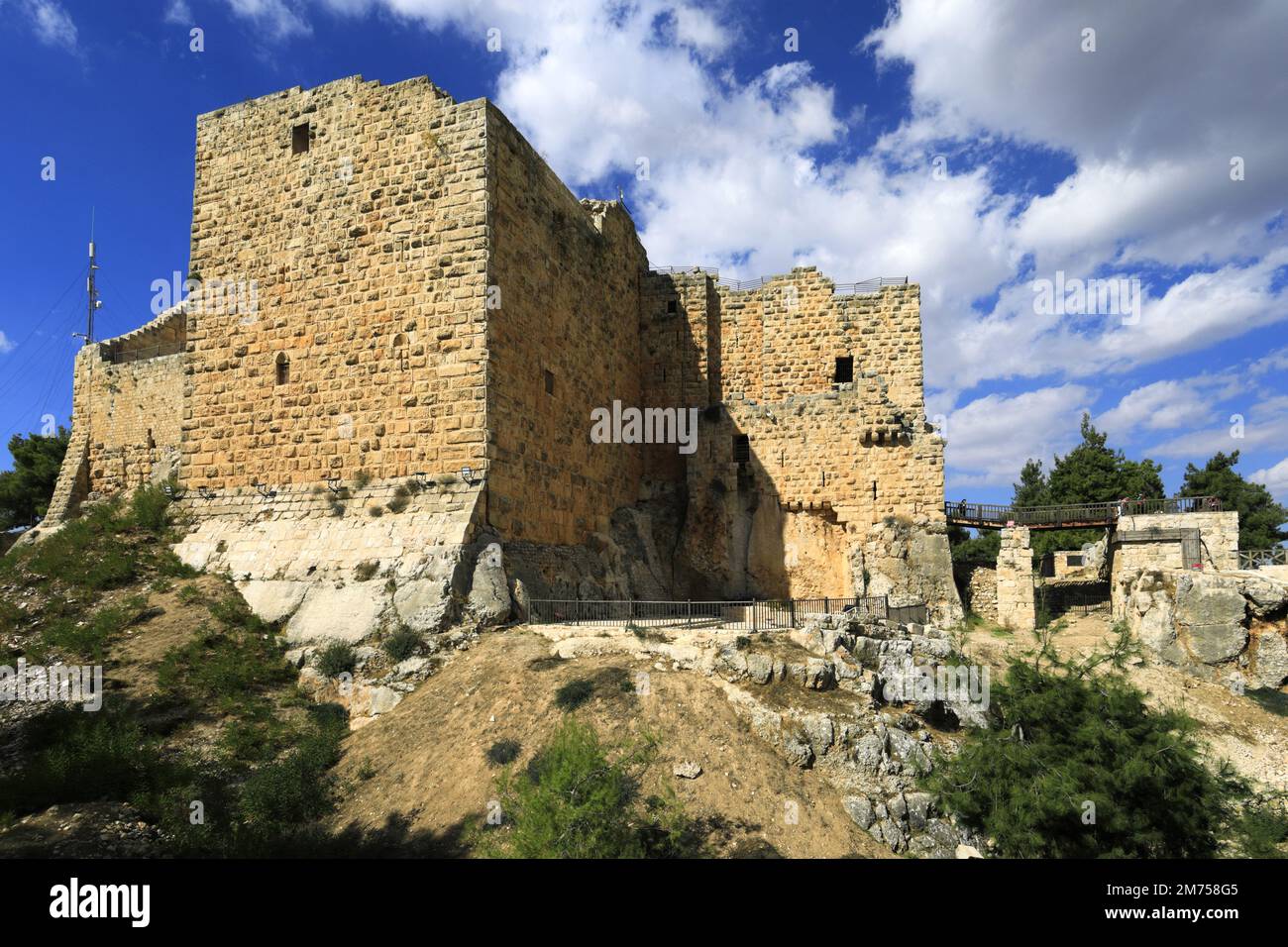 Blick auf die Burg Ajloun (QA'lat ar-Rabad) im Bezirk Mount Ajloun im Norden Jordaniens, Naher Osten Stockfoto