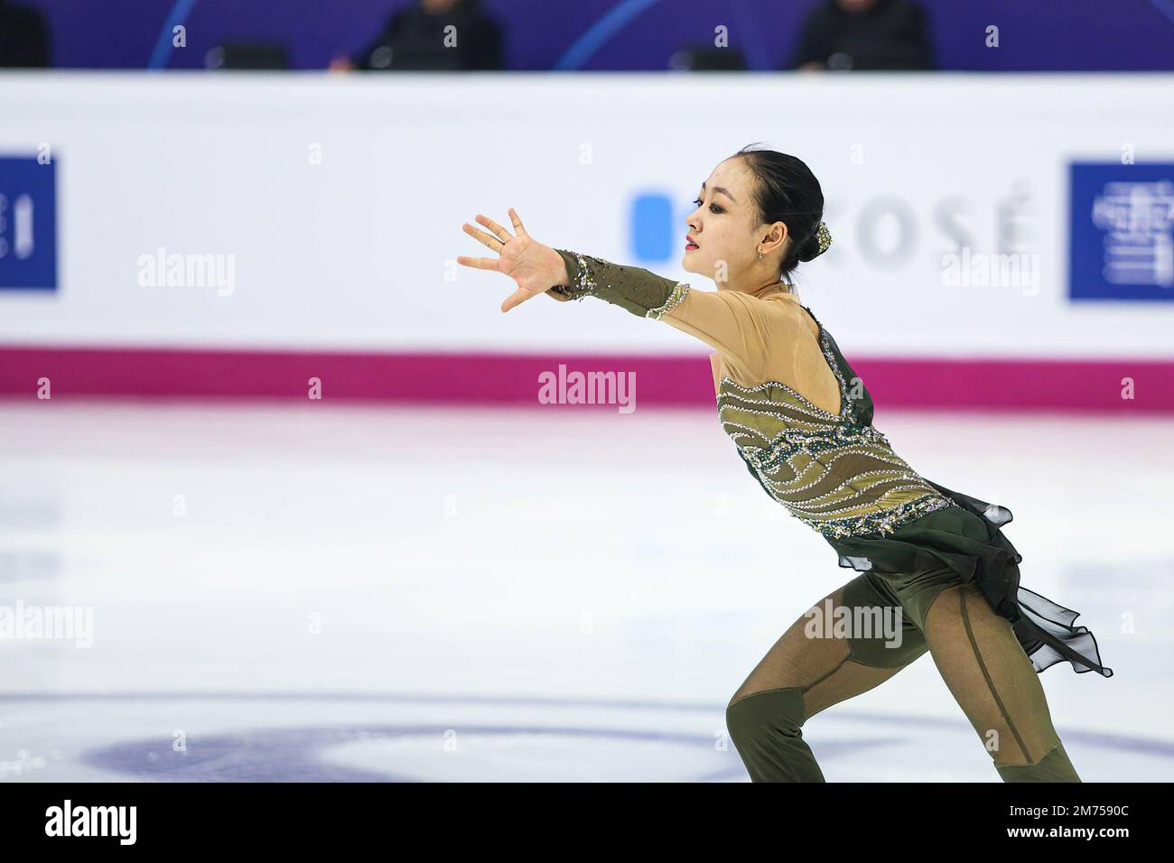 Chaeyeon Kim (KOR) tritt am 1. Tag des Junior Women Short Program des ISU Grand Prix of Figure Skating Final Turin 2022 in Torino Palavela auf. Stockfoto