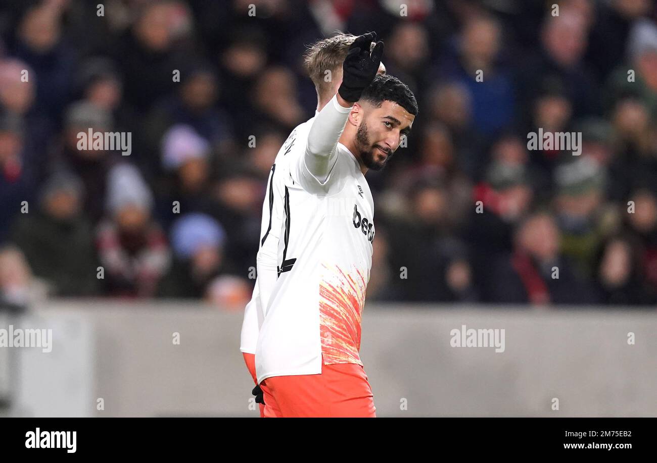 West Ham United's Said Benrahma feiert das erste Tor seiner Seite im Spiel beim Emirates FA Cup in der dritten Runde im GTECH Community Stadium in London. Foto: Samstag, 7. Januar 2023. Stockfoto