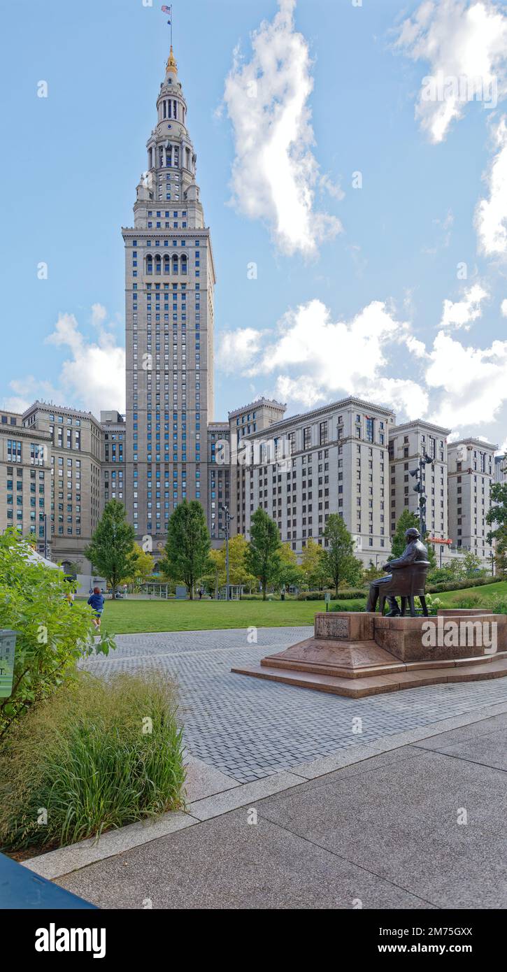 Tower City Center, ein Wahrzeichen von Cleveland, mit Büros, Hotel, Casino, Einkaufszentrum und Verkehrsknotenpunkt. Das 15 Hektar große Wahrzeichen wurde zwischen 1923 und 1962 erbaut. Stockfoto