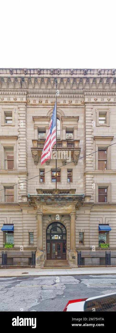 Der Union Club, ein Wahrzeichen im Renaissance-Stil, beherbergte Clevelands Elite – darunter fünf US-amerikanische Präsidenten: Grant, Hayes, Garfield, McKinley und Taft. Stockfoto