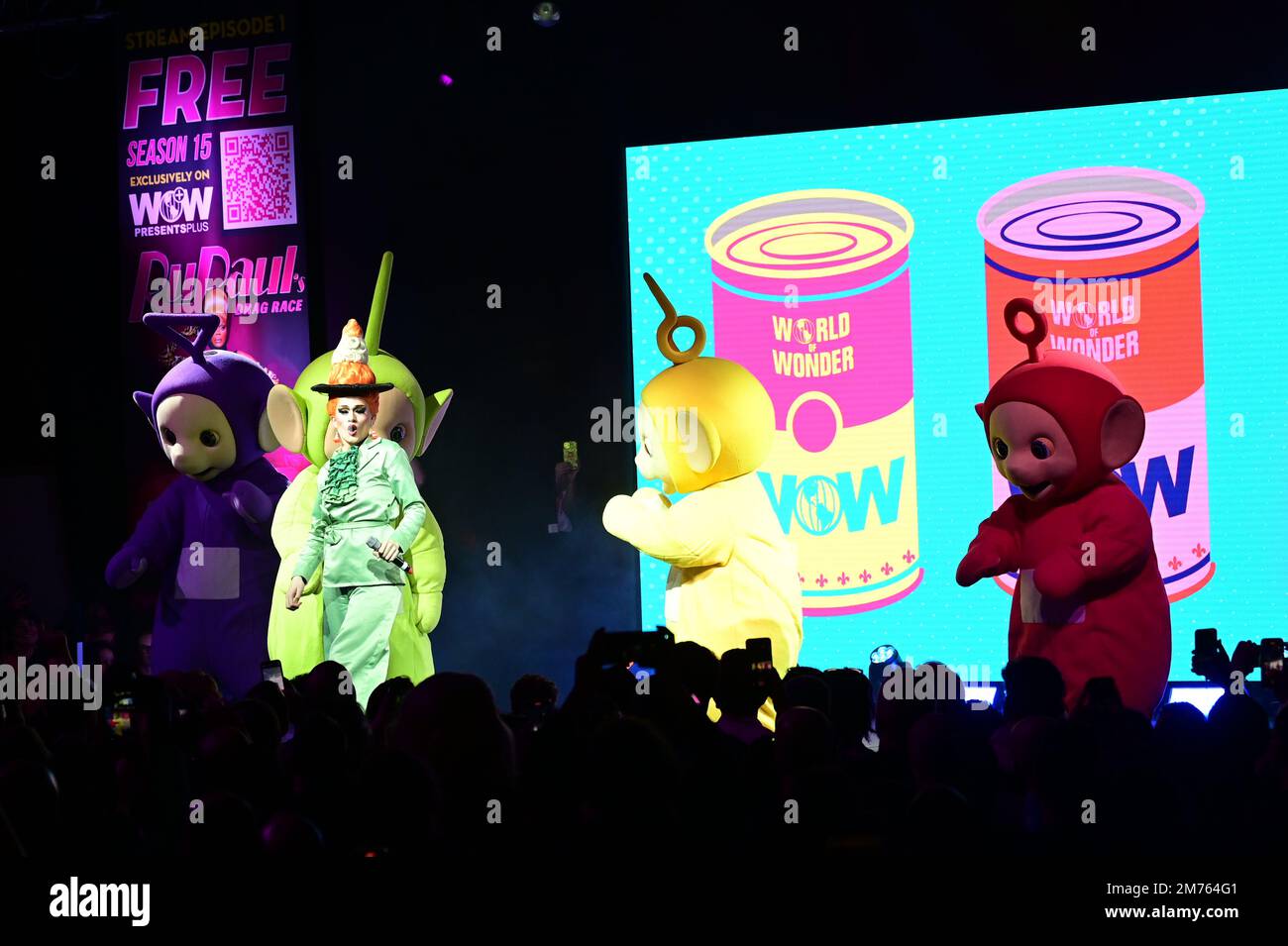 London, Großbritannien. 07. Januar 2023. River Medway & Teletubbies tritt am Main State Performance Day 2 auf der RuPaul's DragCon UK auf, präsentiert von World of Wonder auf der Excel London - 7. Januar 2023. Kredit: Siehe Li/Picture Capital/Alamy Live News Stockfoto