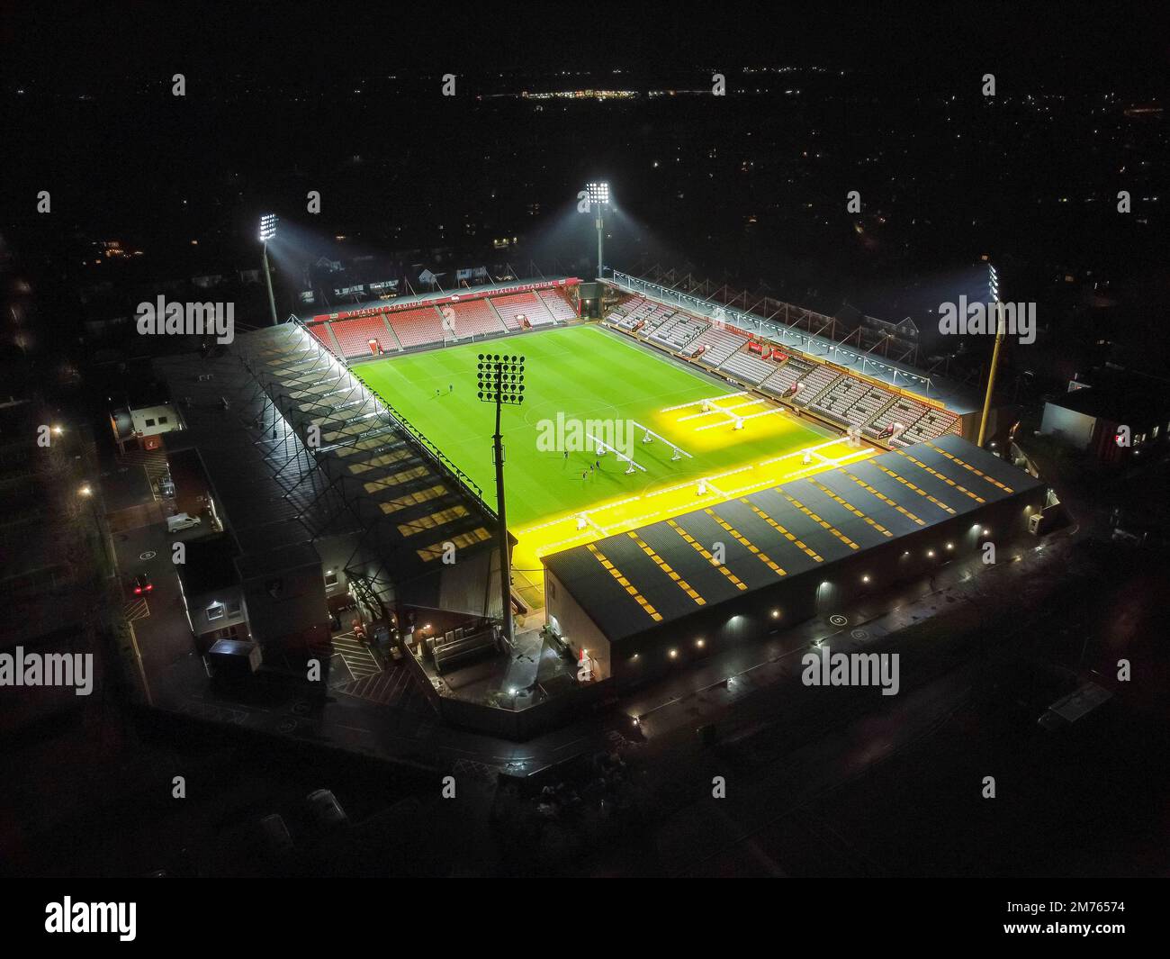 Bournemouth, Dorset, Großbritannien. 7. Januar 2023 Allgemeiner Blick aus der Luft eines Flutlicht-Vitality-Stadions in Bournemouth in Dorset. Bildnachweis: Graham Hunt/Alamy Live News Stockfoto