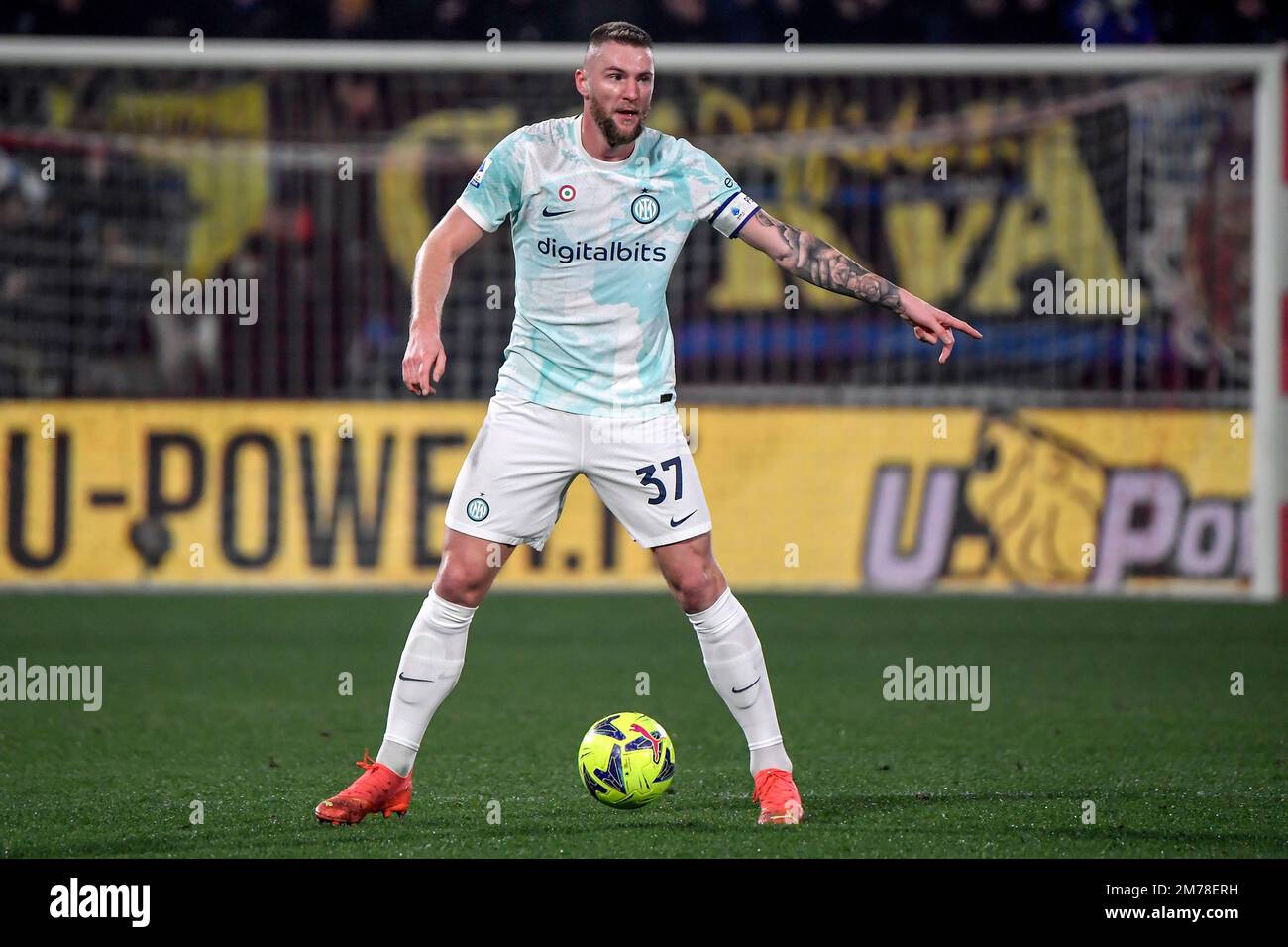 Mailand Skriniar vom FC Internazionale in Aktion während des Fußballspiels der Serie A zwischen AC Monza und FC Internazionale im Brianteo Stadion in Monza (I Stockfoto