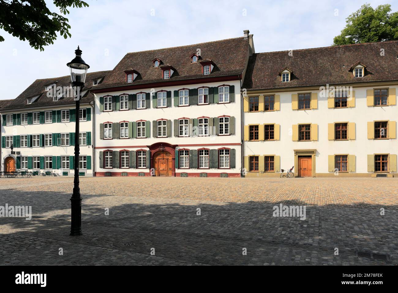 Architektur am Münsterplatz, Basel Stadt, Kanton Basel Stadt, Schweiz, Europa Stockfoto
