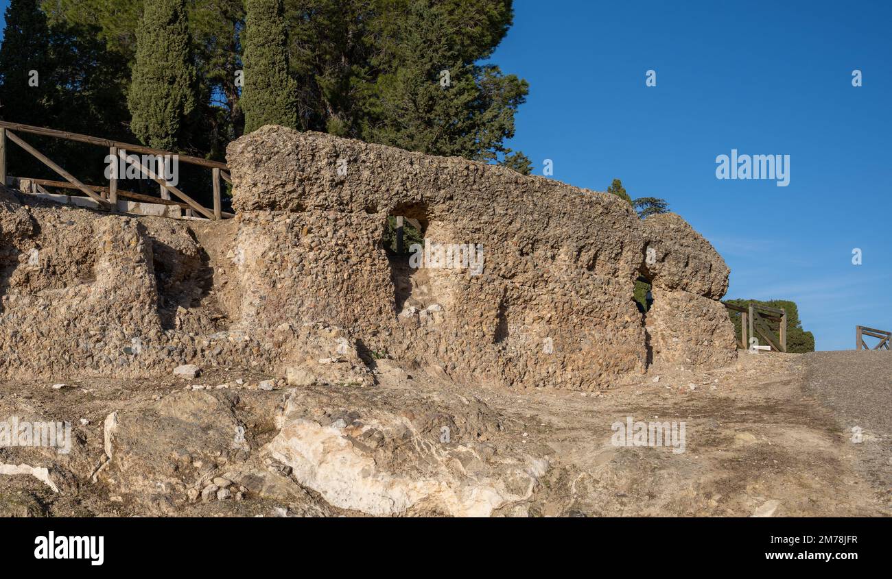 Die Überreste des antiken römischen Forts auf dem Gipfel der Alcazaba von Antequera in Andalusien, Spanien Stockfoto