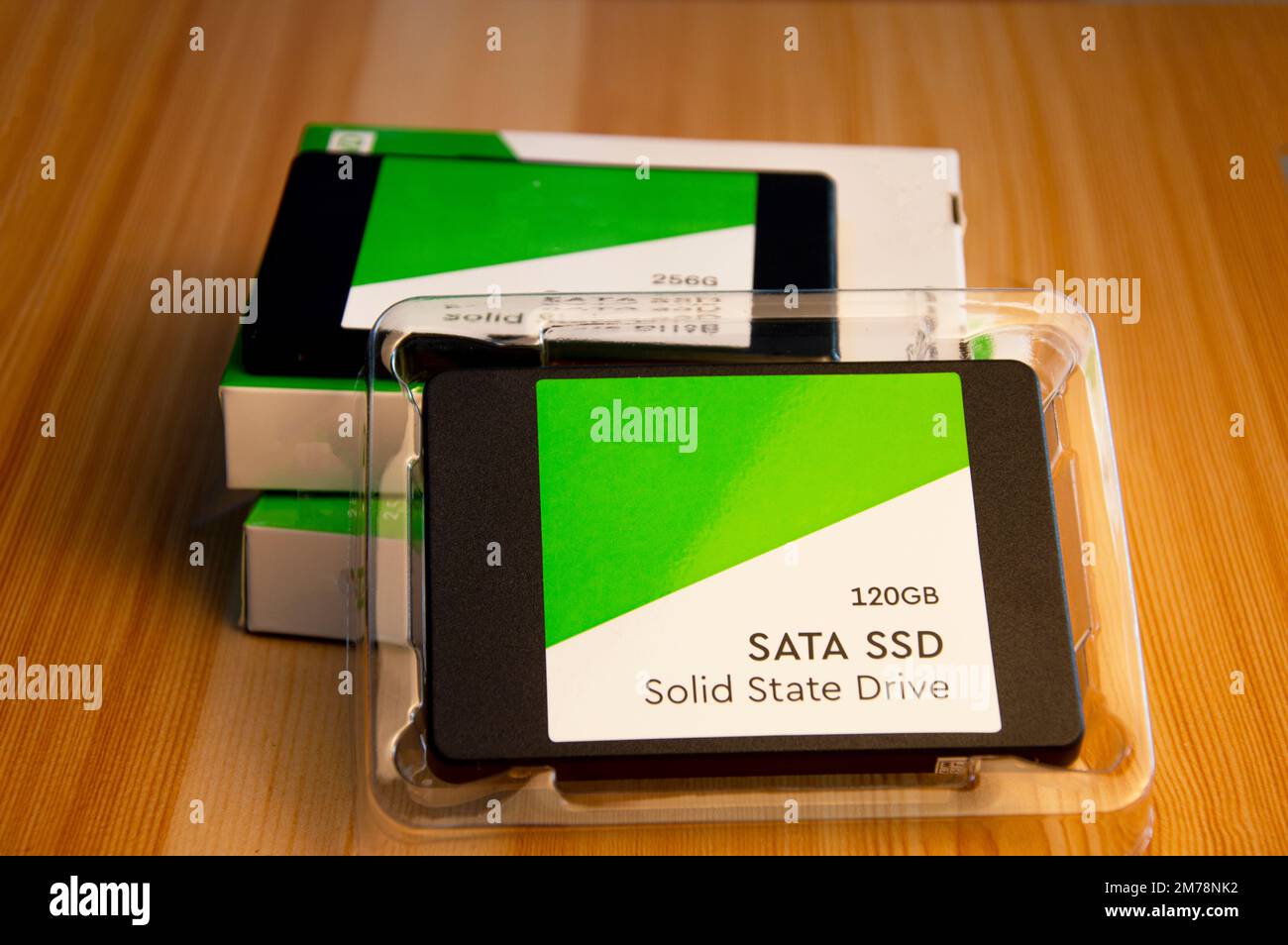 2,5-Zoll-SSD-Festplatten sind heutzutage sehr gefragt. Stockfoto