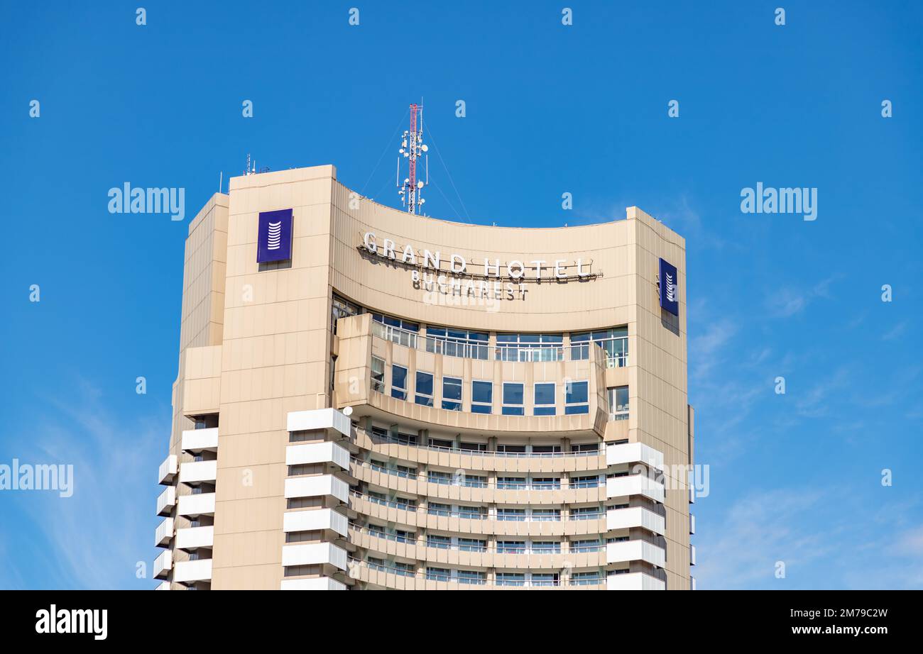 Ein Bild des oberen Bereichs des Grand Hotel Bucharest. Stockfoto