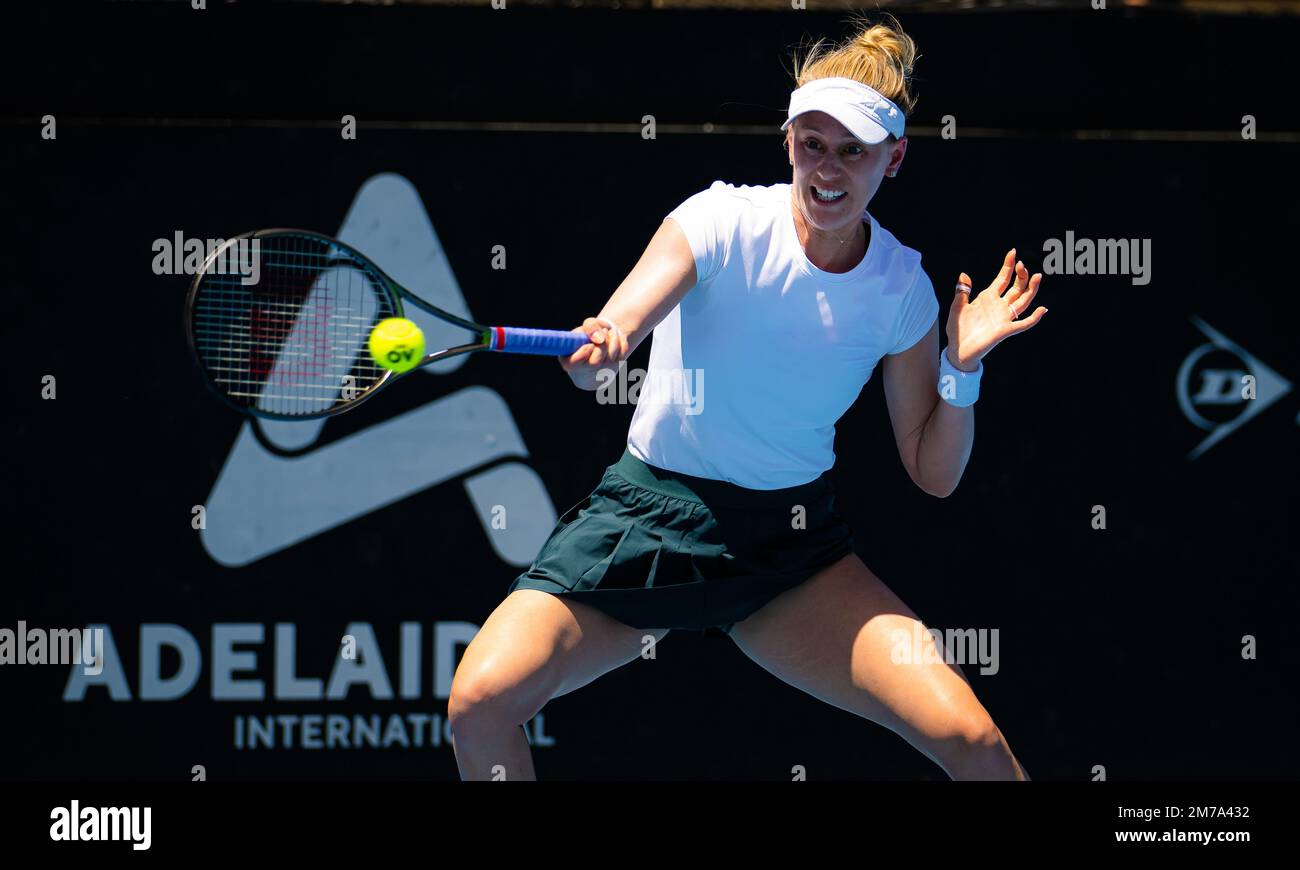 Alison Riske-Amritraj aus den Vereinigten Staaten in Aktion während der ersten Qualifikationsrunde beim 2023 Adelaide International 2, WTA 500 Tennis Turnier am 7. Januar 2023 in Adelaide, Australien - Foto: Rob Prange/DPPI/LiveMedia Stockfoto