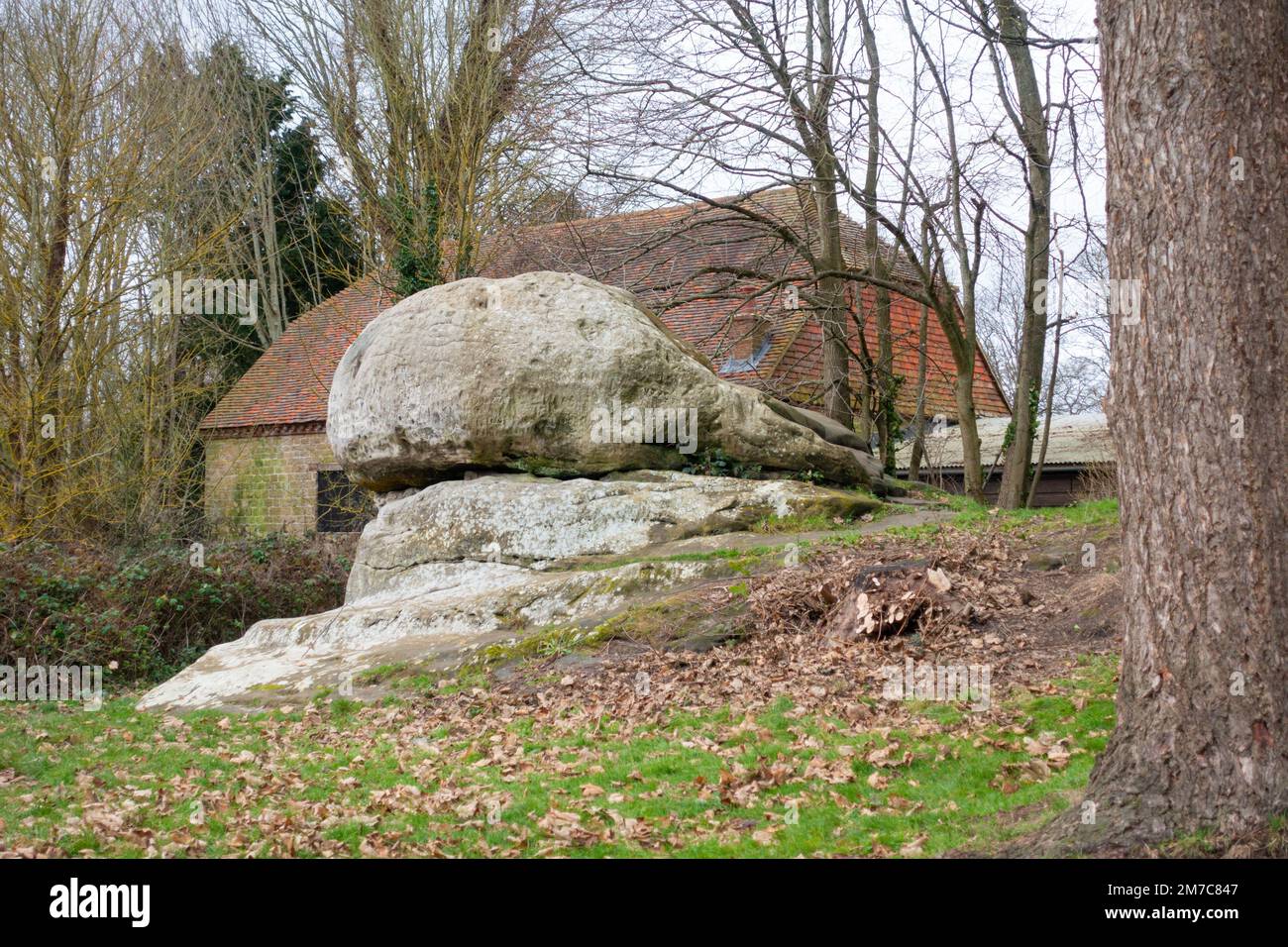 Der Steinbruch, eine große Sandsteinfelsformation, Chiddingstone Village, kent, großbritannien Stockfoto