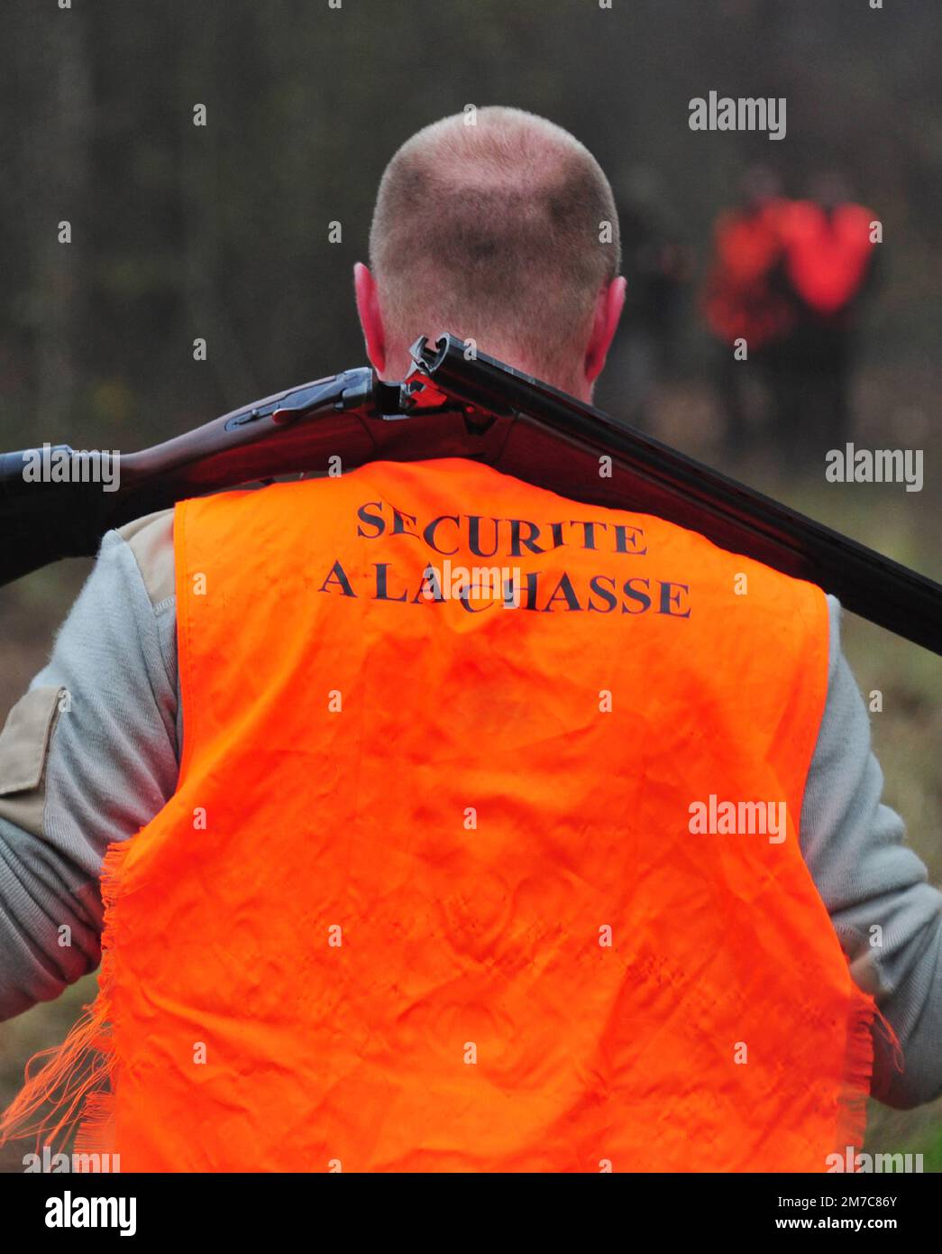 Frankreich. Um Unfälle zu vermeiden, führen die Jäger jedes Jahr mehrere Aktionen gegen die Sicherheit durch. Stockfoto
