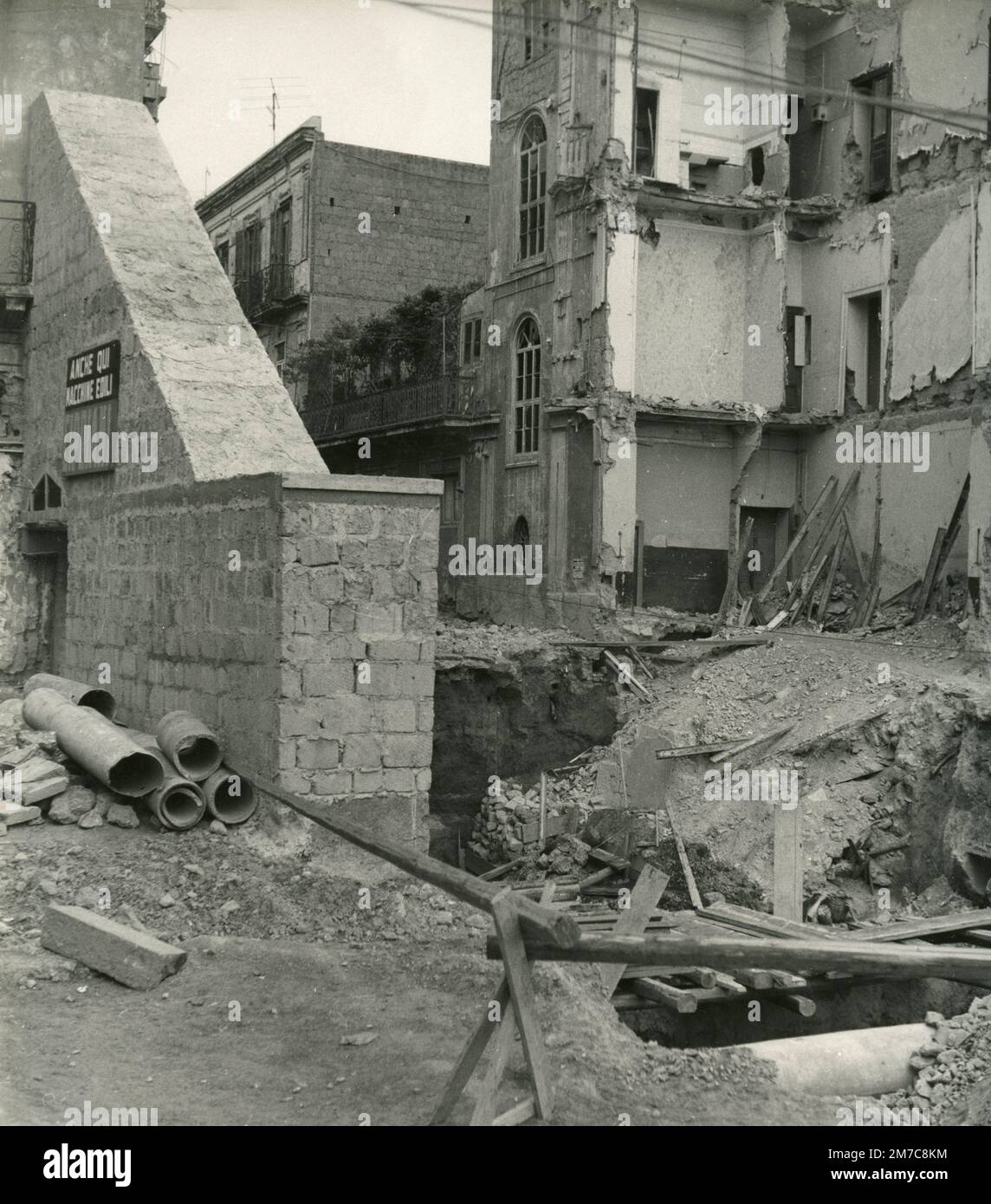 Via De Pinedo nach dem Einsturz der Straße, Neapel, Italien 1960er Stockfoto