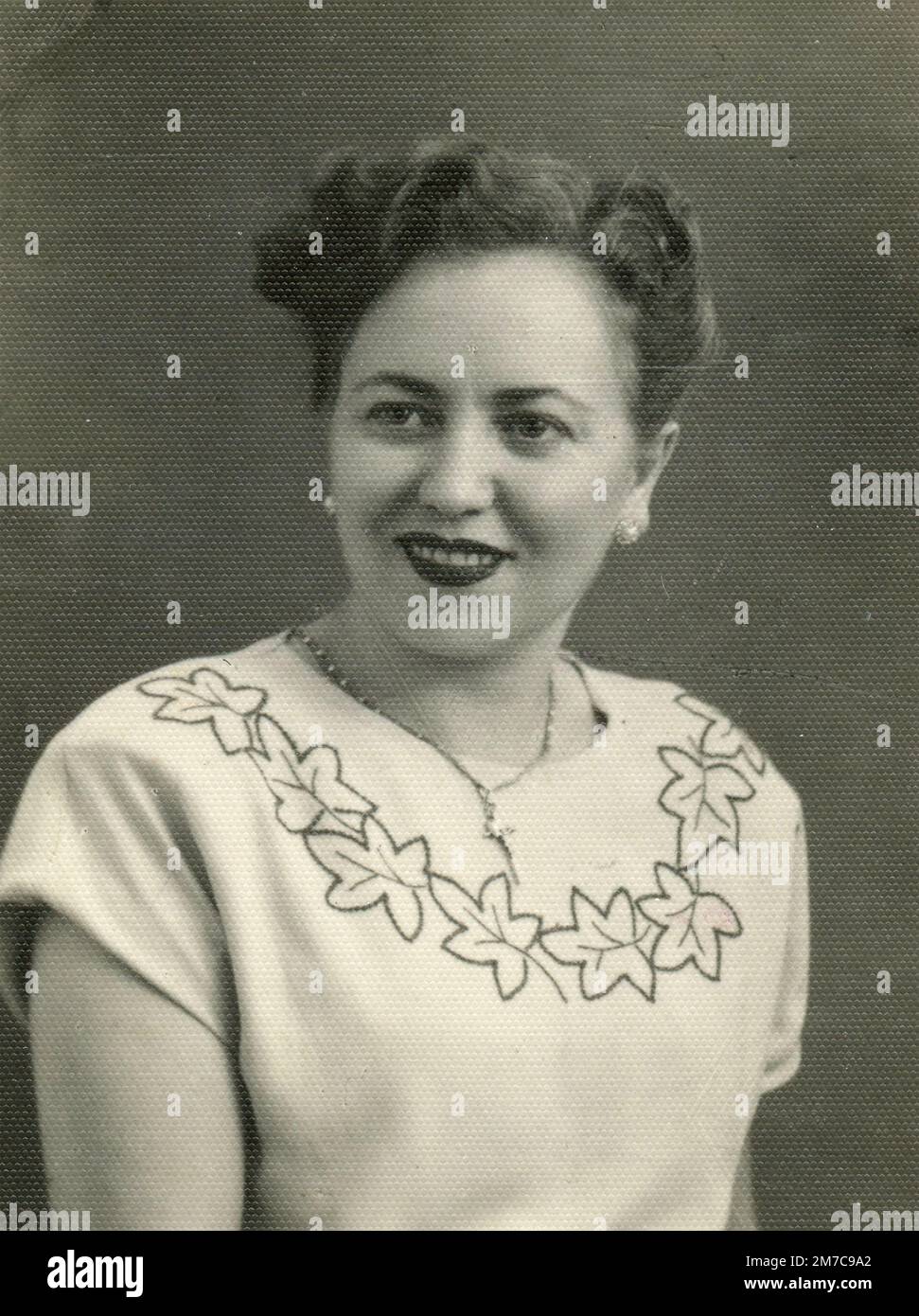 Porträt einer Frau mit kurzen Haaren, Italien 1938 Stockfoto