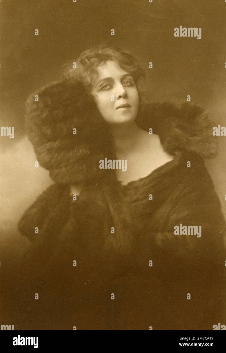 Porträt einer nicht identifizierten italienischen Schauspielerin aus der Stummfilmära, 1920er Stockfoto