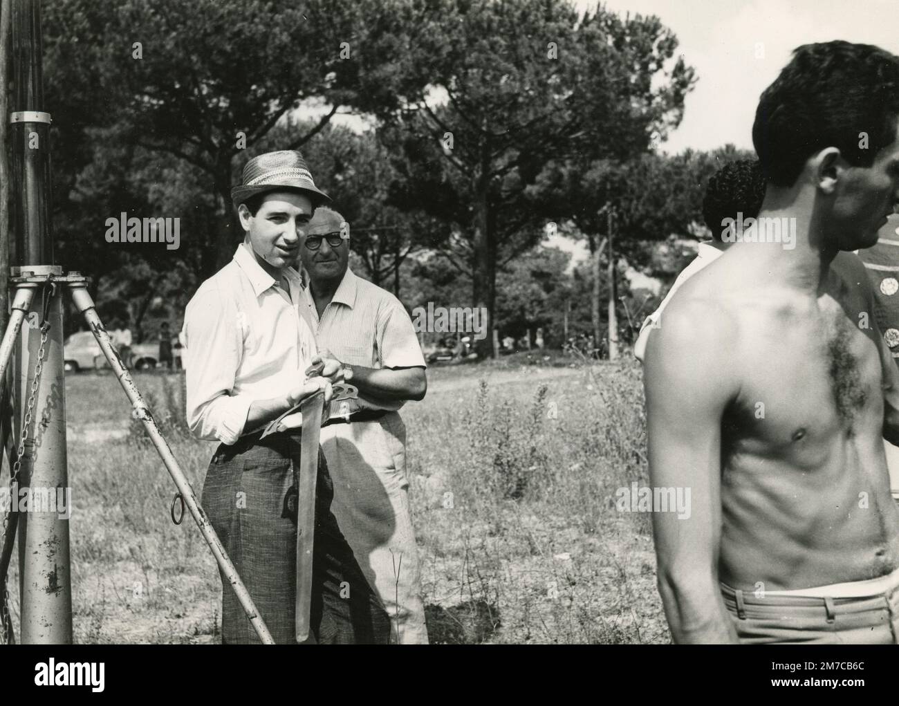 Ich filme den spannenden Film draußen, Italien 1960er Stockfoto