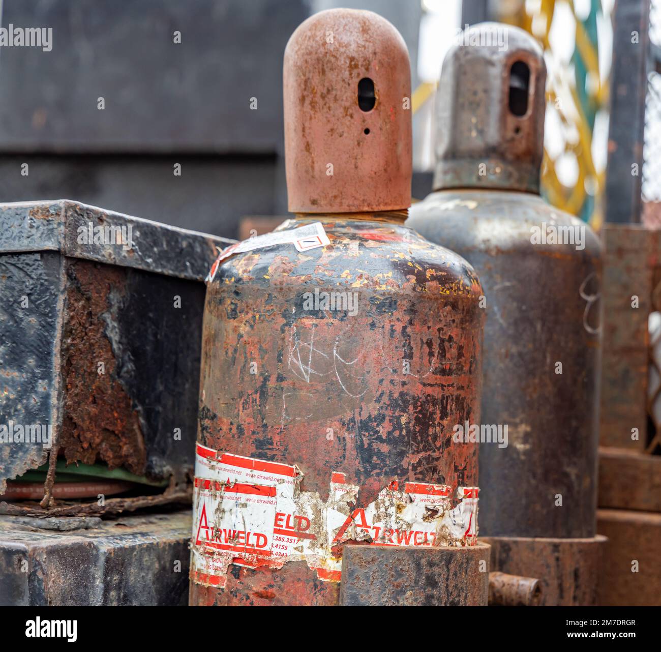 Detailbild eines Paares von Schweißtanks Stockfoto