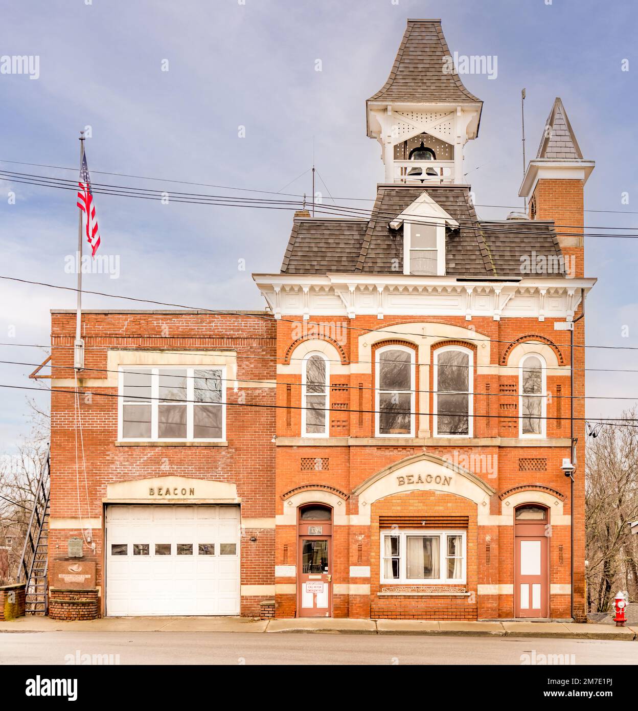 Frontfassade des Beacon Feuerwehrgebäudes auf der East Main Street, Beacon, ny Stockfoto