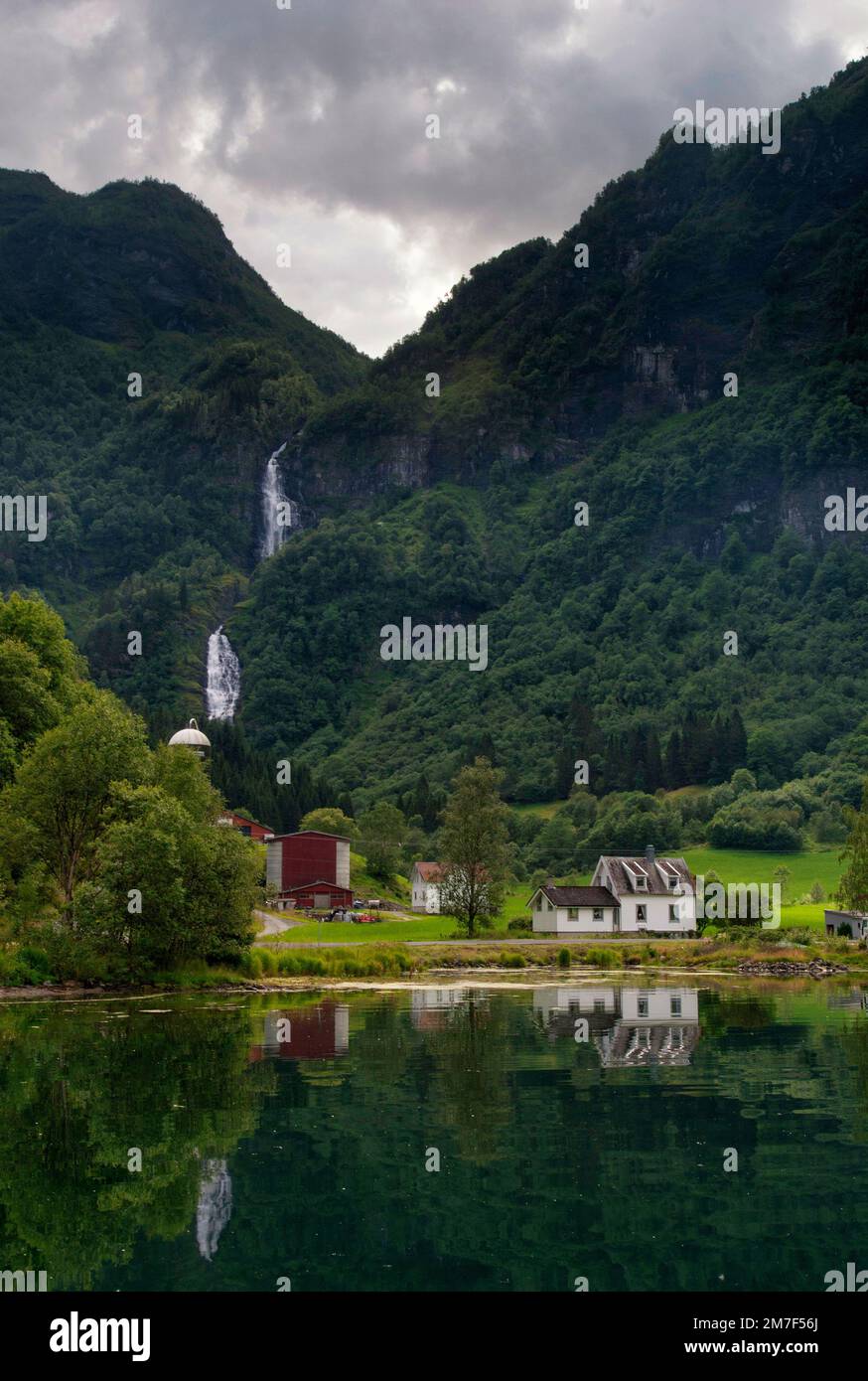 Der Botnafossen-Wasserfall bei Vik in Norwegen Stockfoto