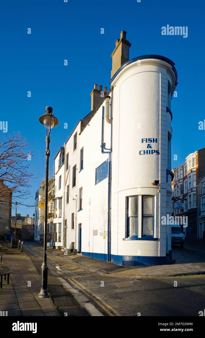 Dünnes dreieckiges Gebäude in Merchant's Row in Scarborough Stockfoto