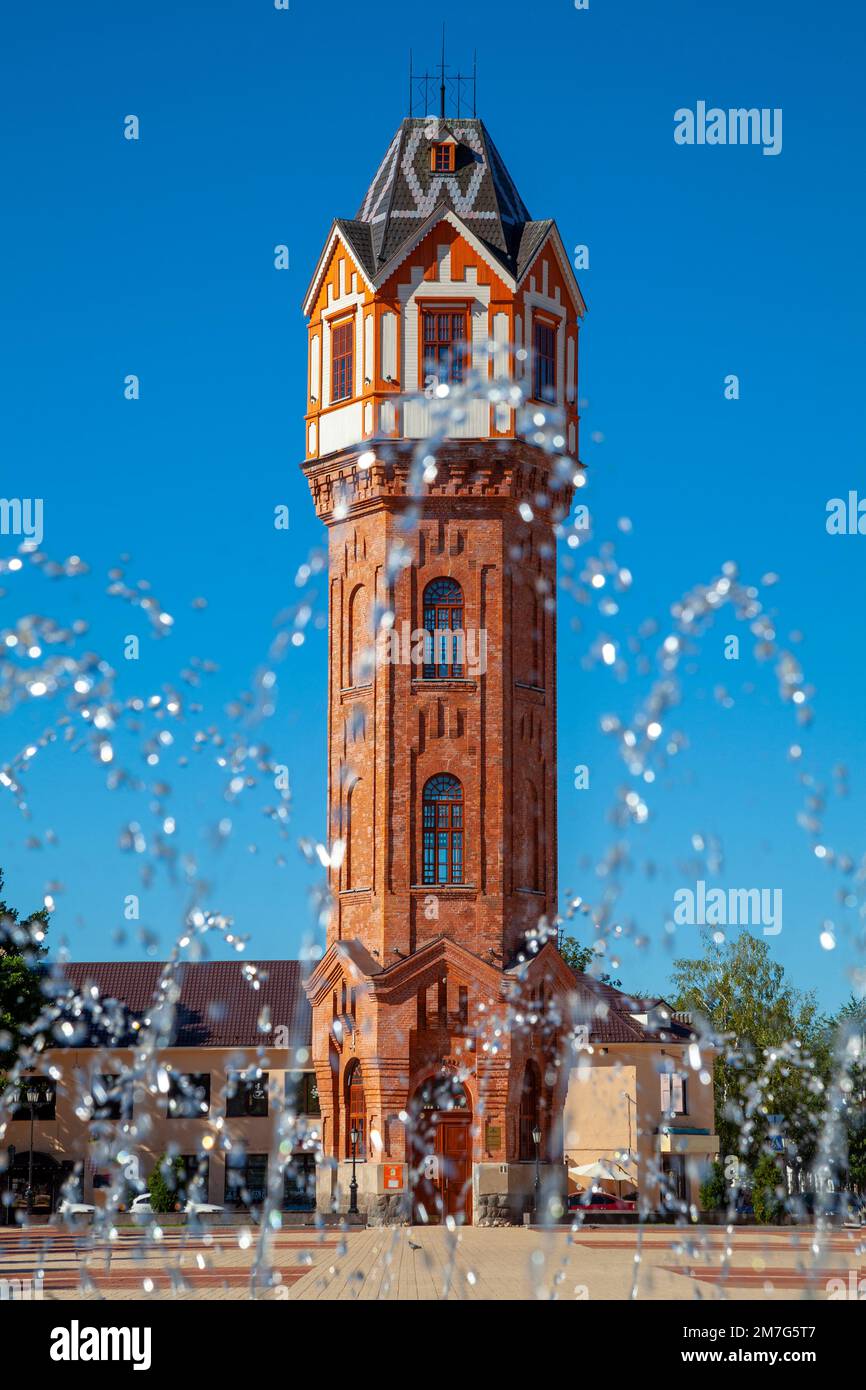 Alter Wasserturm in Staraya Russa, Russland. Stockfoto