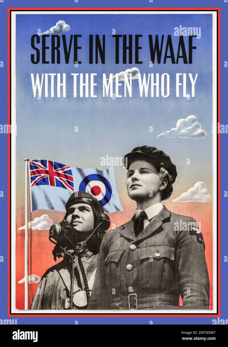 WW2 Propaganda Rekrutierung 'in der WAAF mit den fliegenden Männern dienen.' Britisches Rekrutierungsposter WW2 Frauen Hilfskräfte Luftwaffe Kriegsarbeit UK 1940er World war II Stockfoto