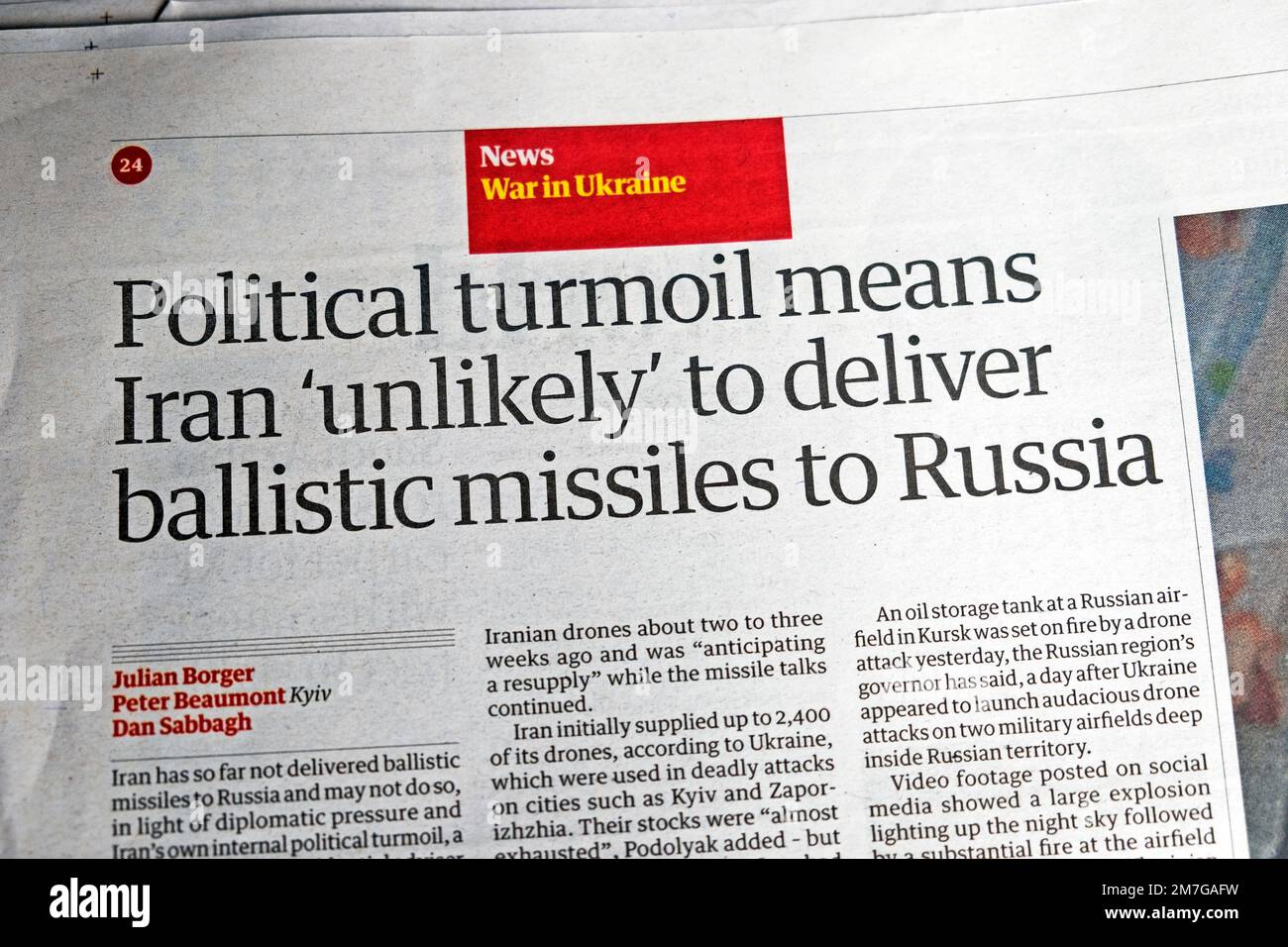 "Politische Turbulenzen bedeuten, dass der Iran wahrscheinlich keine ballistischen Raketen nach Russland liefern wird." "Guardian", Schlagzeile, Dezember 2022, London, Großbritannien. Stockfoto
