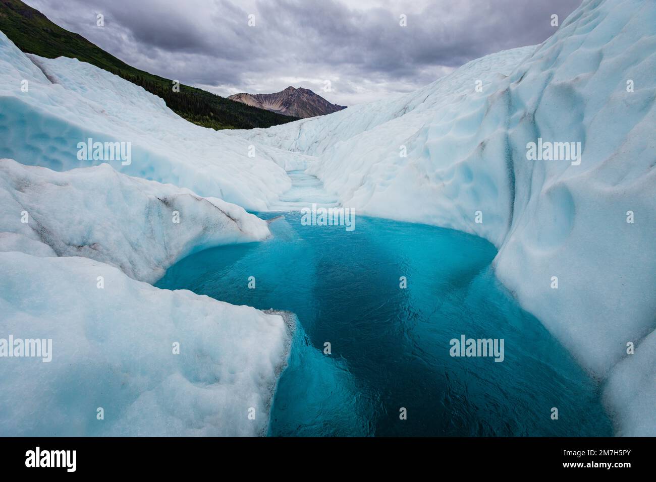 Root Glacier Lakes – Wrangell–St. Elias-Nationalpark und Pres Stockfoto